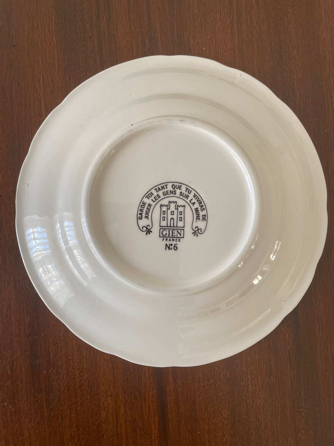 Set of 9 plates Gien "rebus".