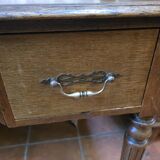 Oak desk with 3 drawers