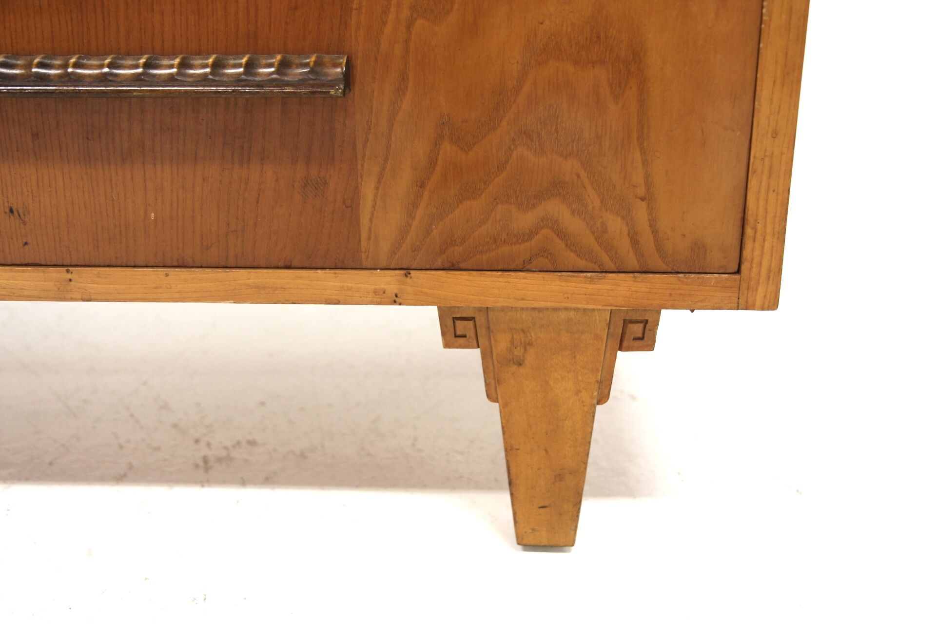 Commode scandinave en orme, Swedish Modern, Suède, 1930