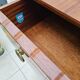 Chest of drawers with 3 drawers in solid wood with marquetry.