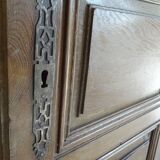 Porte ancienne de placard en chêne.
