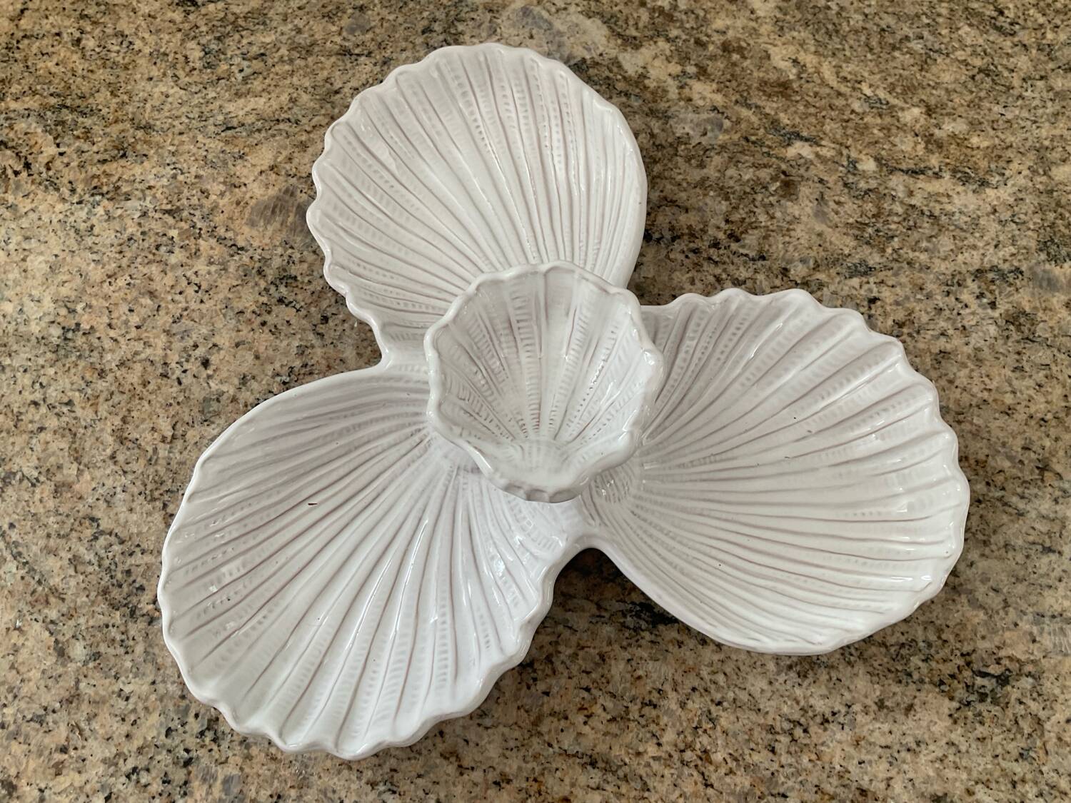 Vintage shell dish in glazed terracotta