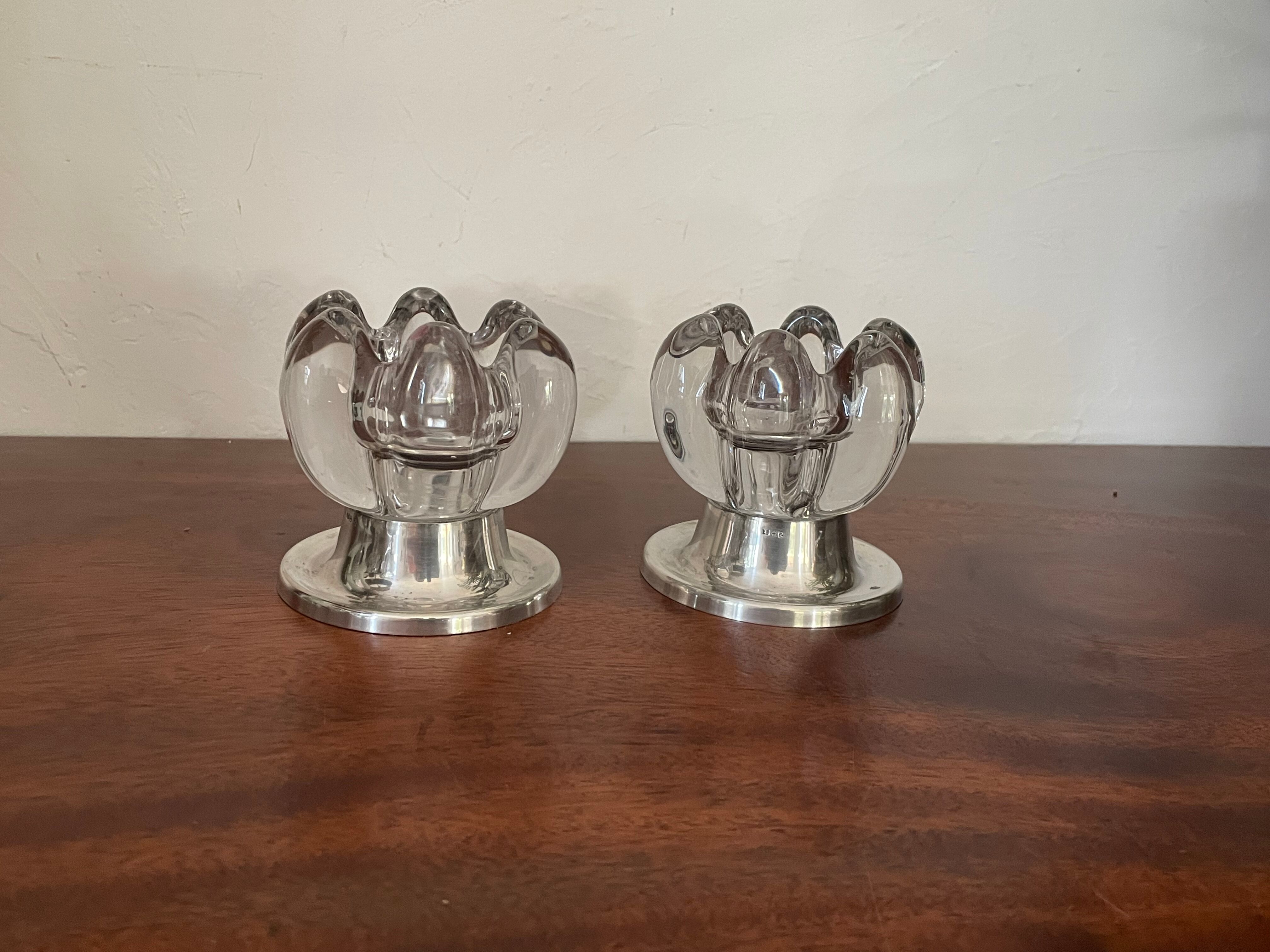Pair of candle holders in crystal and vintage silver metal