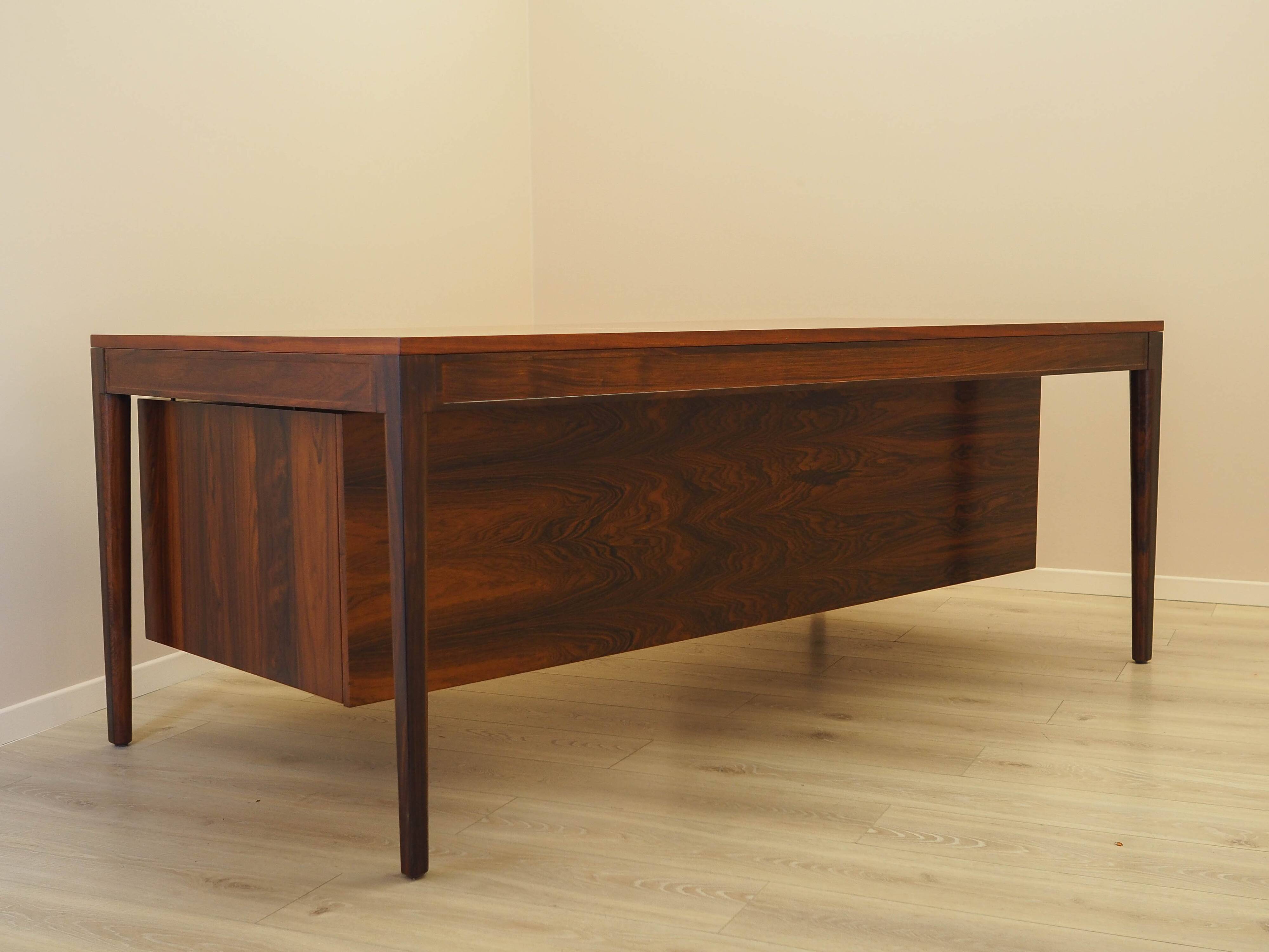 Rosewood desk Diplomat, Danish design, 1970s, designer: Finn Juhl, manufact
