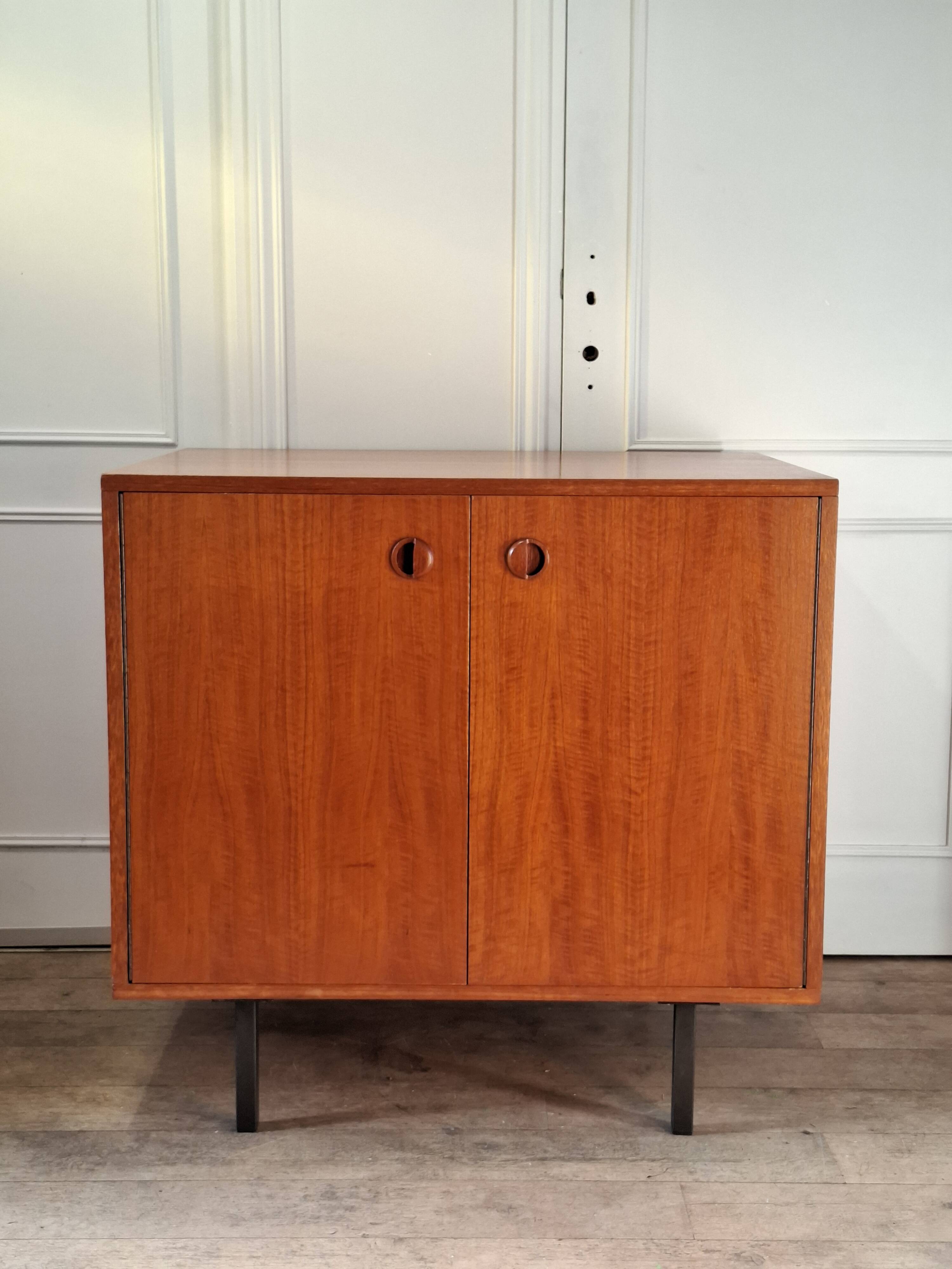 Buffet moderniste