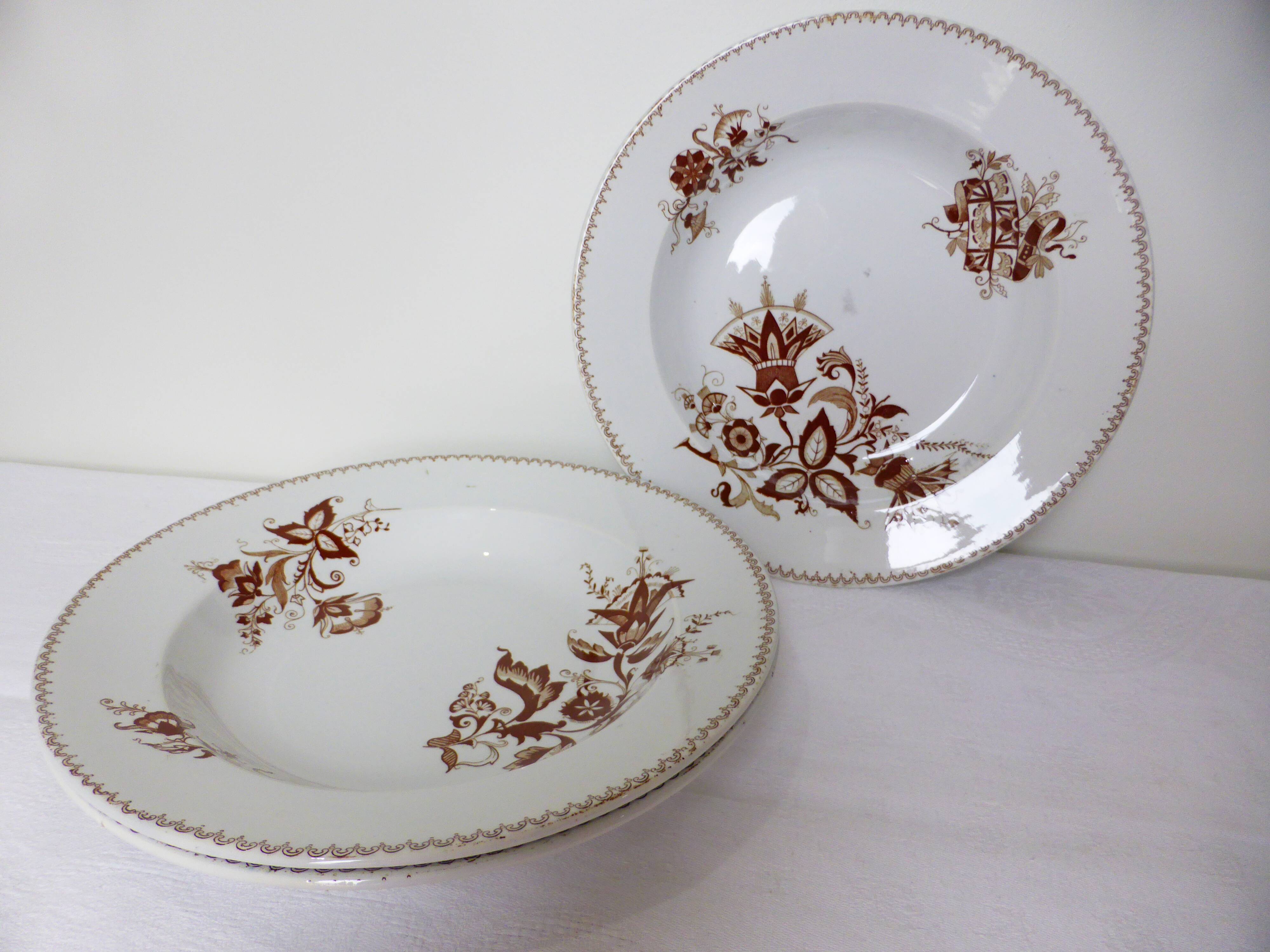 3 deep plates from Sarreguemines, Danish model 210427.