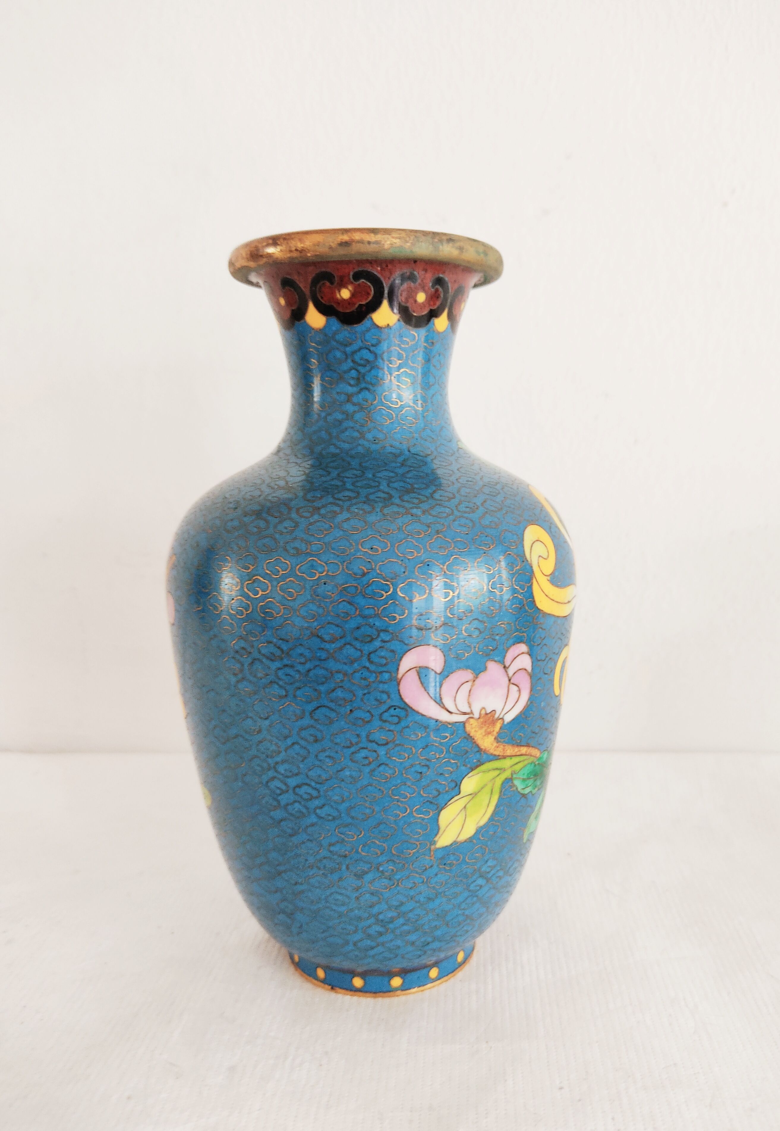 China 15 cm partitioned enamel vase