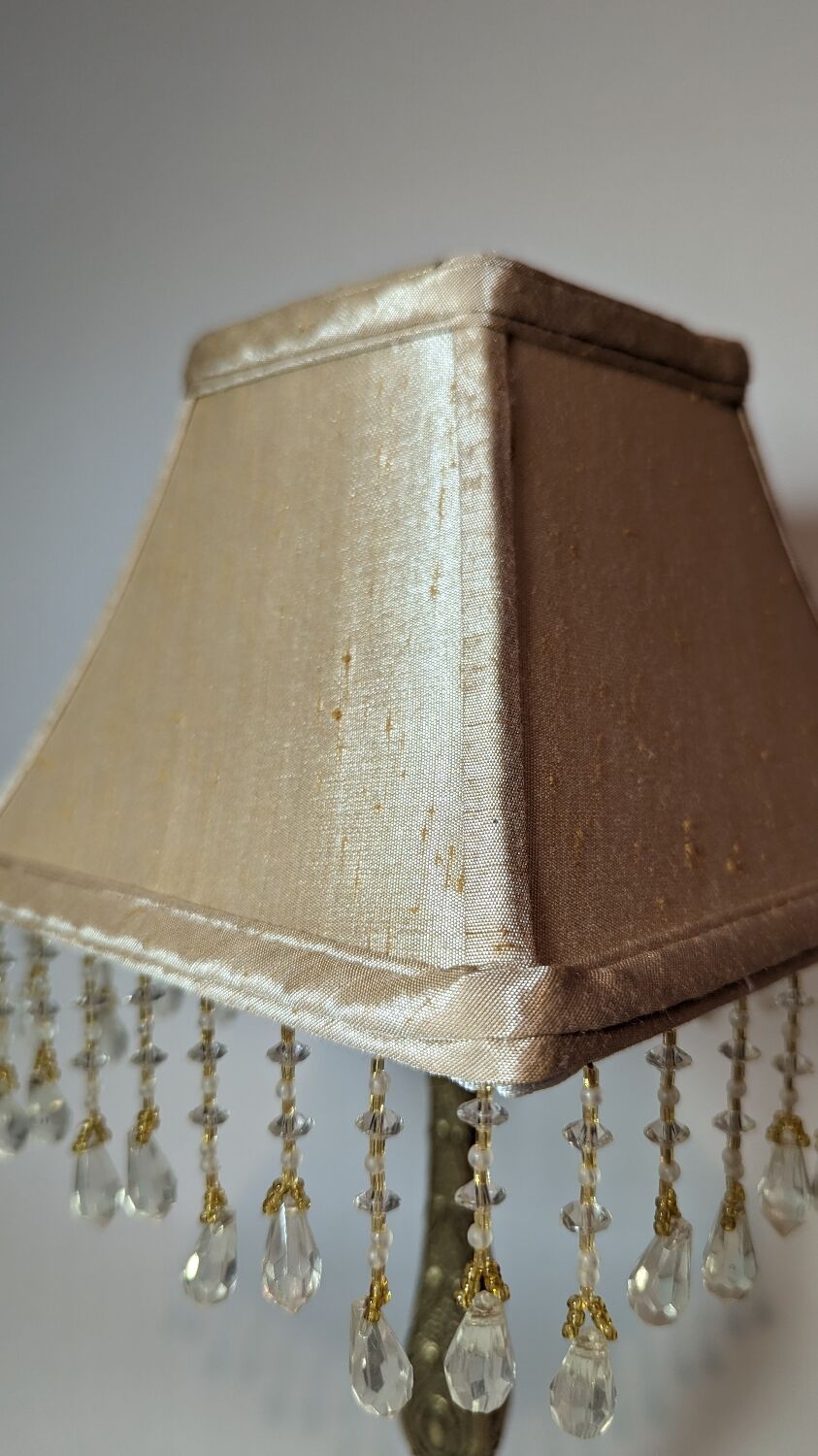 Lampe vintage or et pampilles