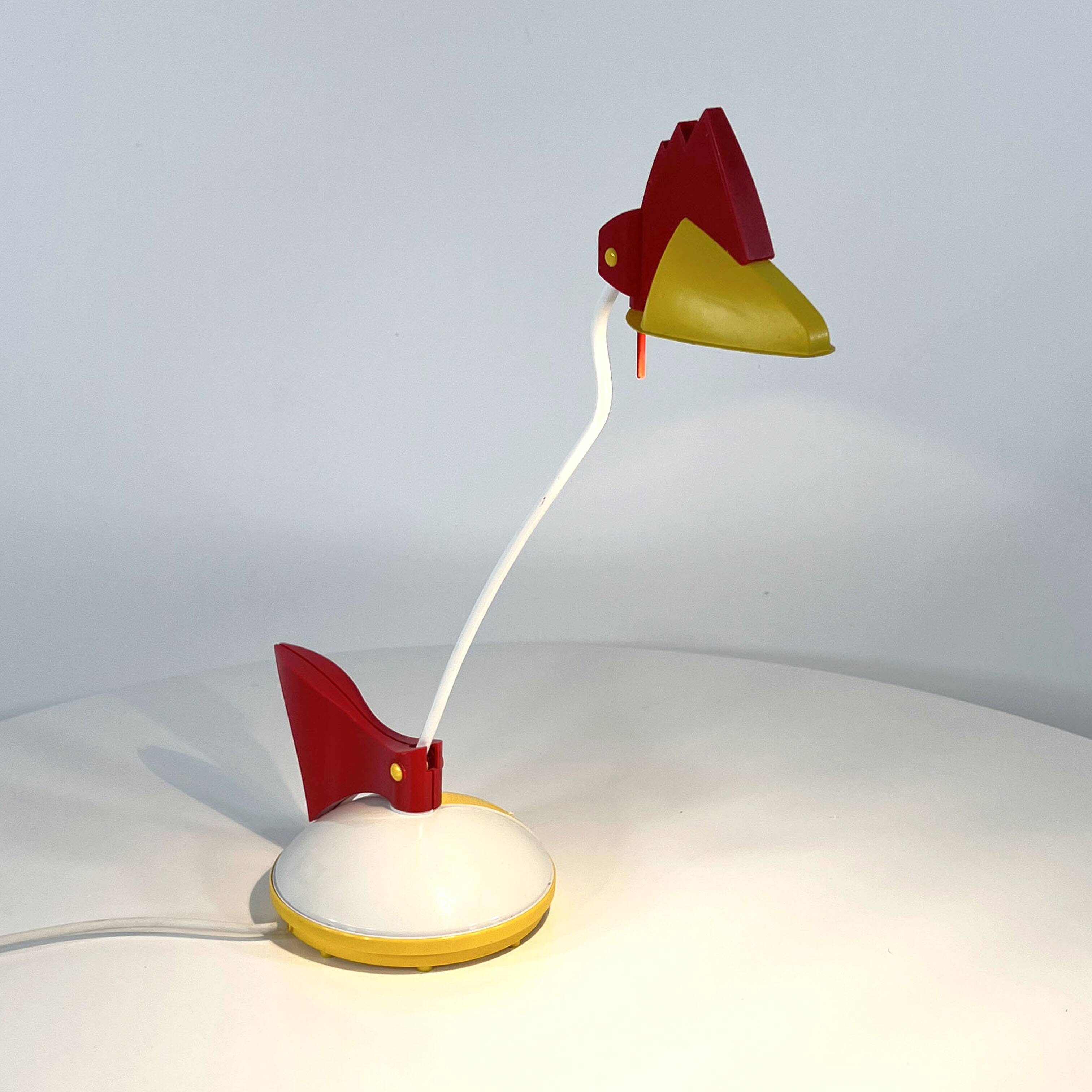 Red and white toucan desk lamp by Brilliant Leuchten Germany, 1980.