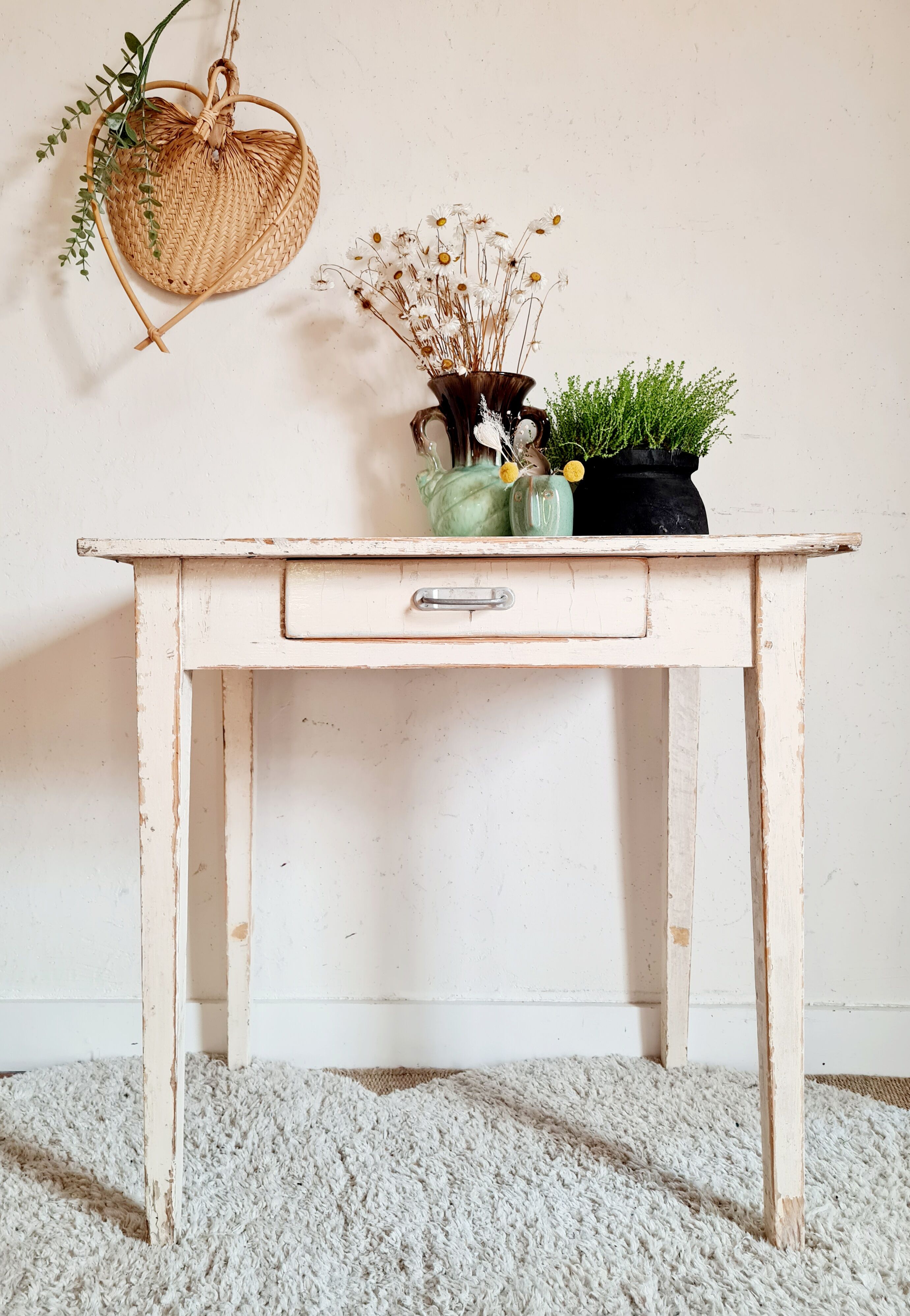 Skated white farm table