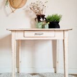 Skated white farm table