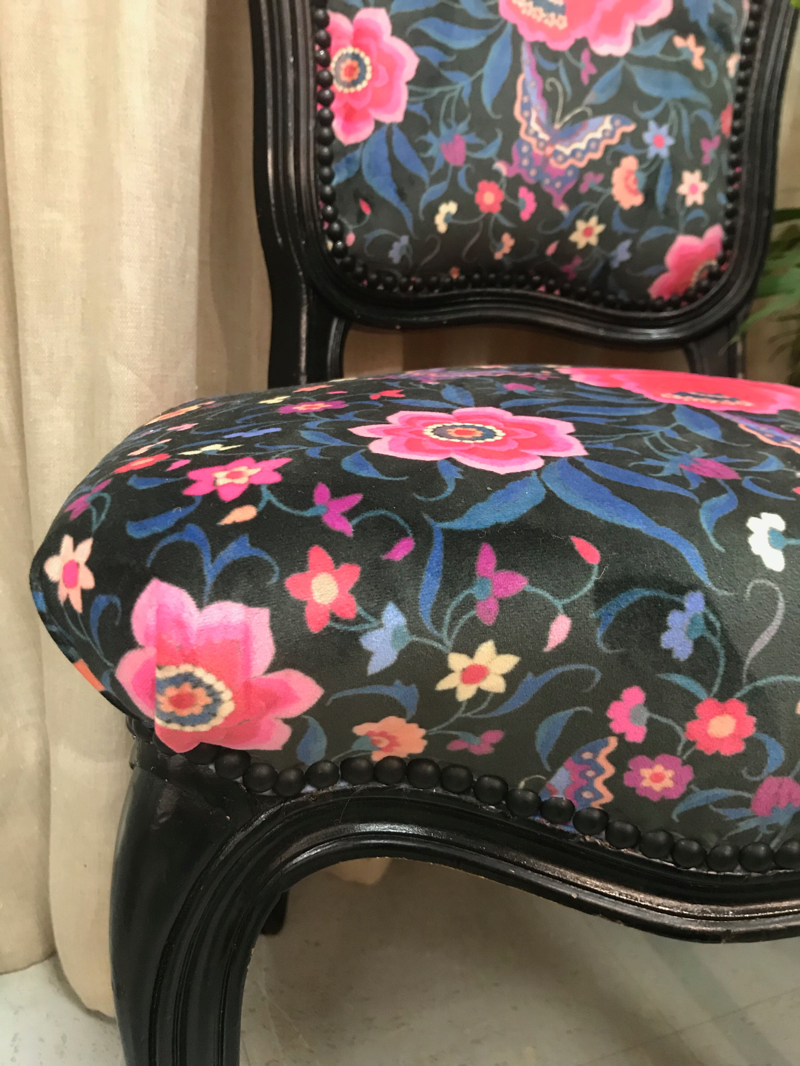 Fully restored Louis XV style chair