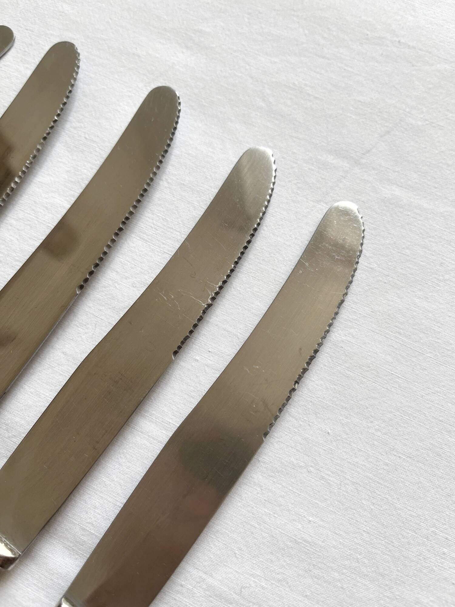 6 antique knives in silver metal and stainless blade