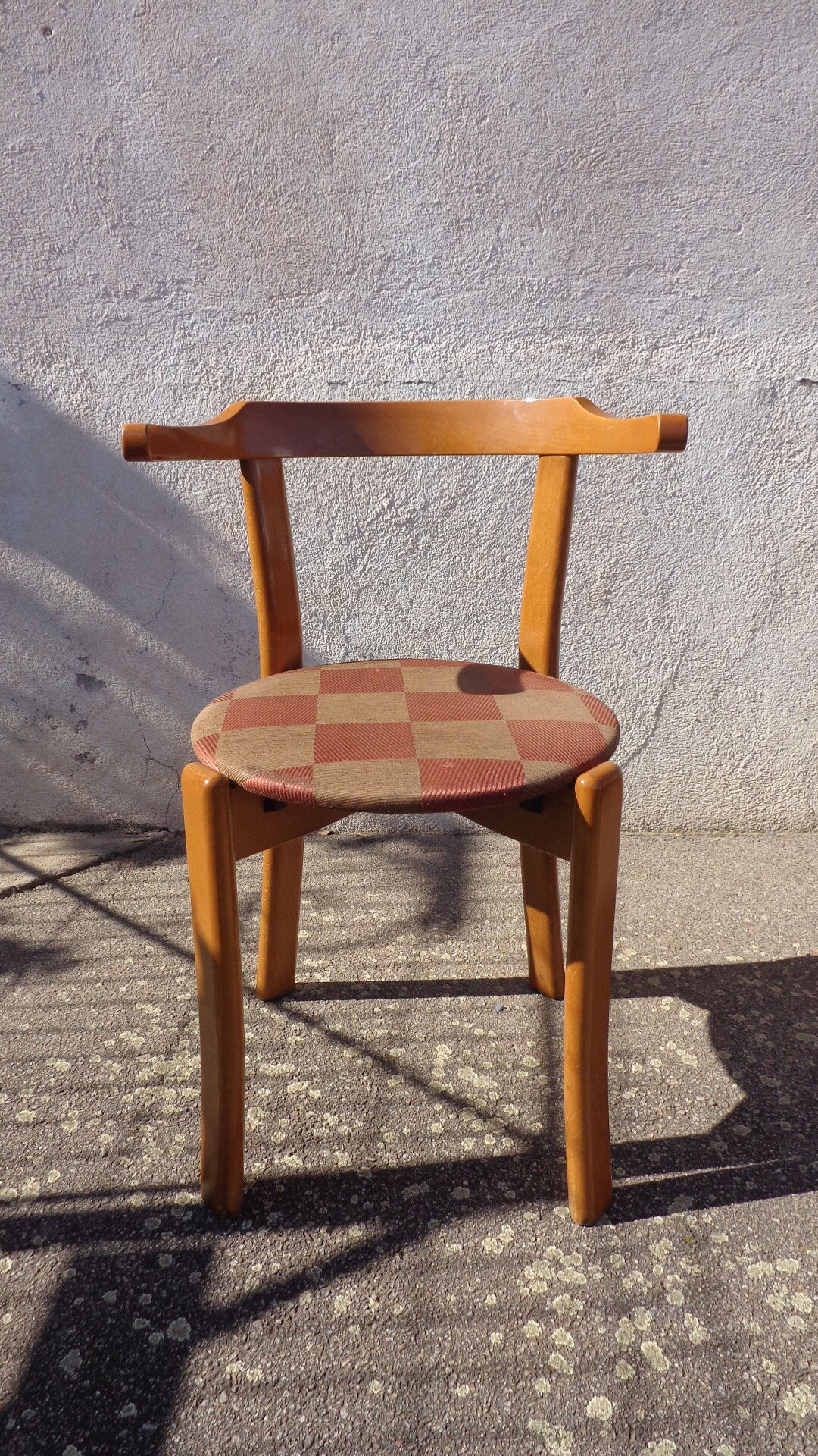 Set of 12 armrest chairs