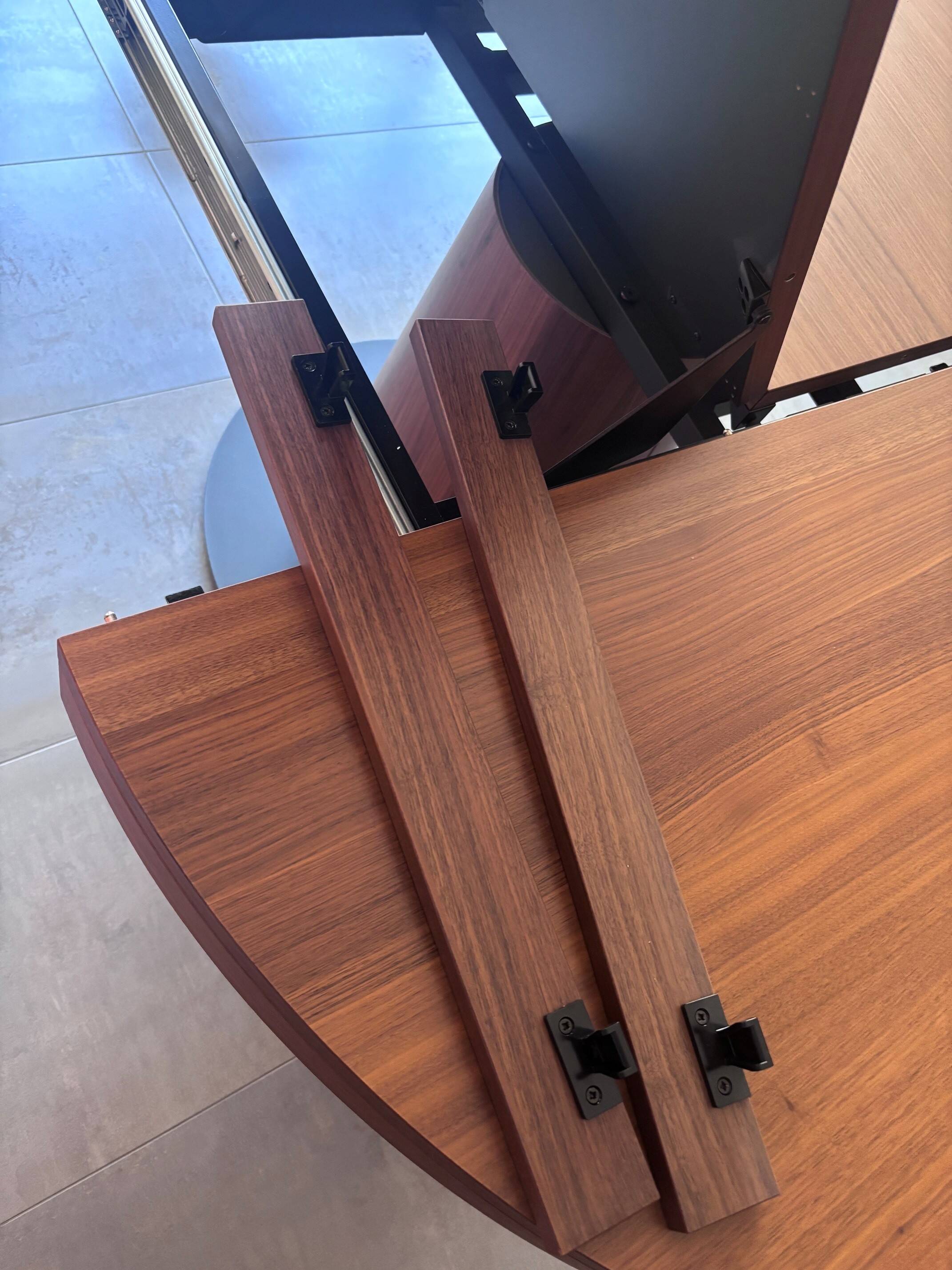Table GRANADA BoConcept