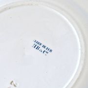 Plat rond en terre de fer oiseaux Choisy-le-Roi HB & C, XIXe siècle