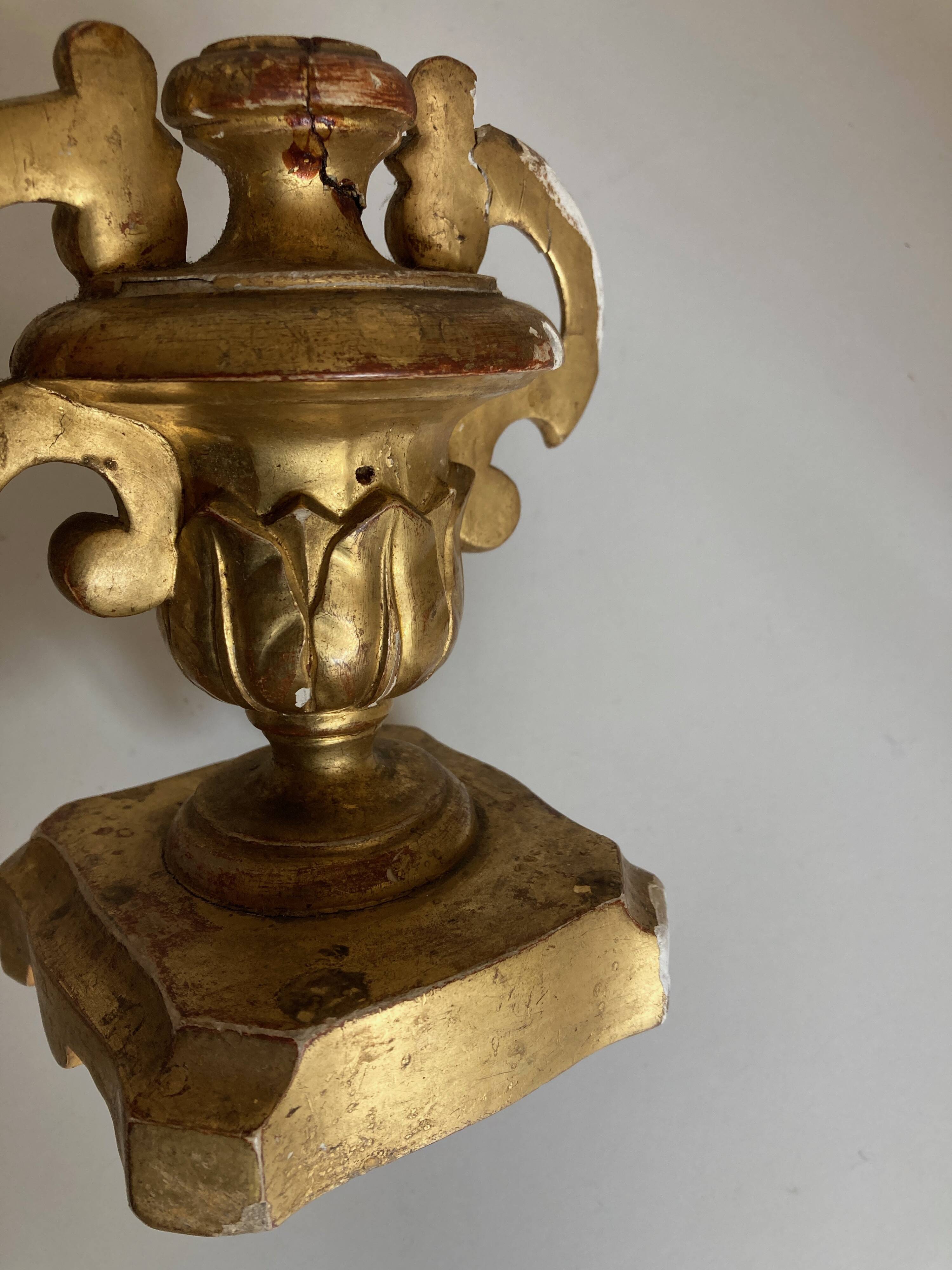 Acanthus candle holder in gilded wood 19th Naples Italy