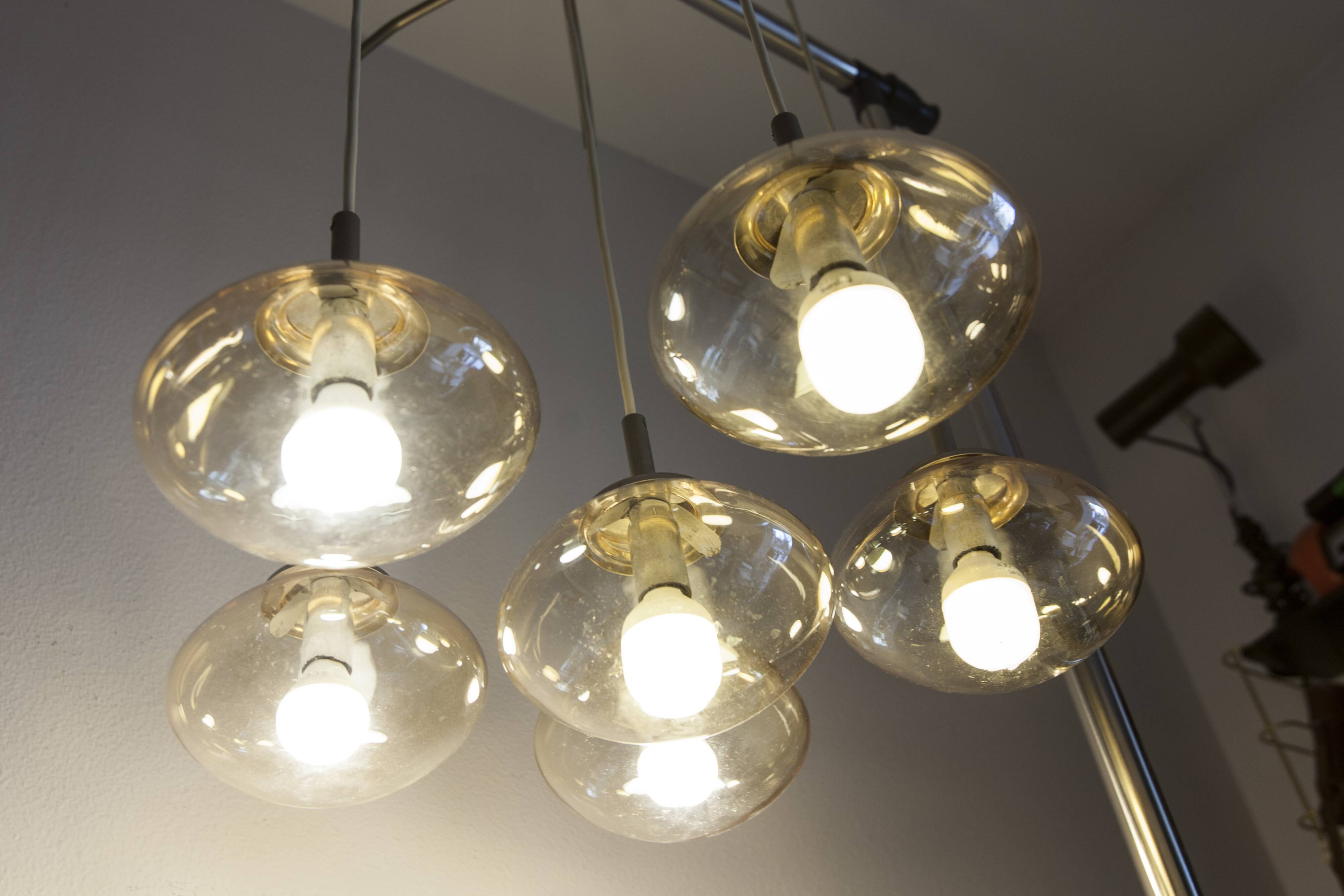 Light smoked glass water drop chandelier with 6 drops from the 1960s.