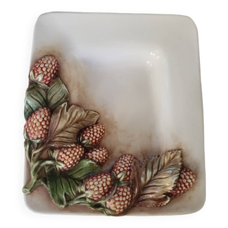 Raspberry pattern barbotine dish signed Chaumette
