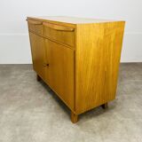 Commode vintage en bois blond style scandinave par Victoria Möbel Suisse