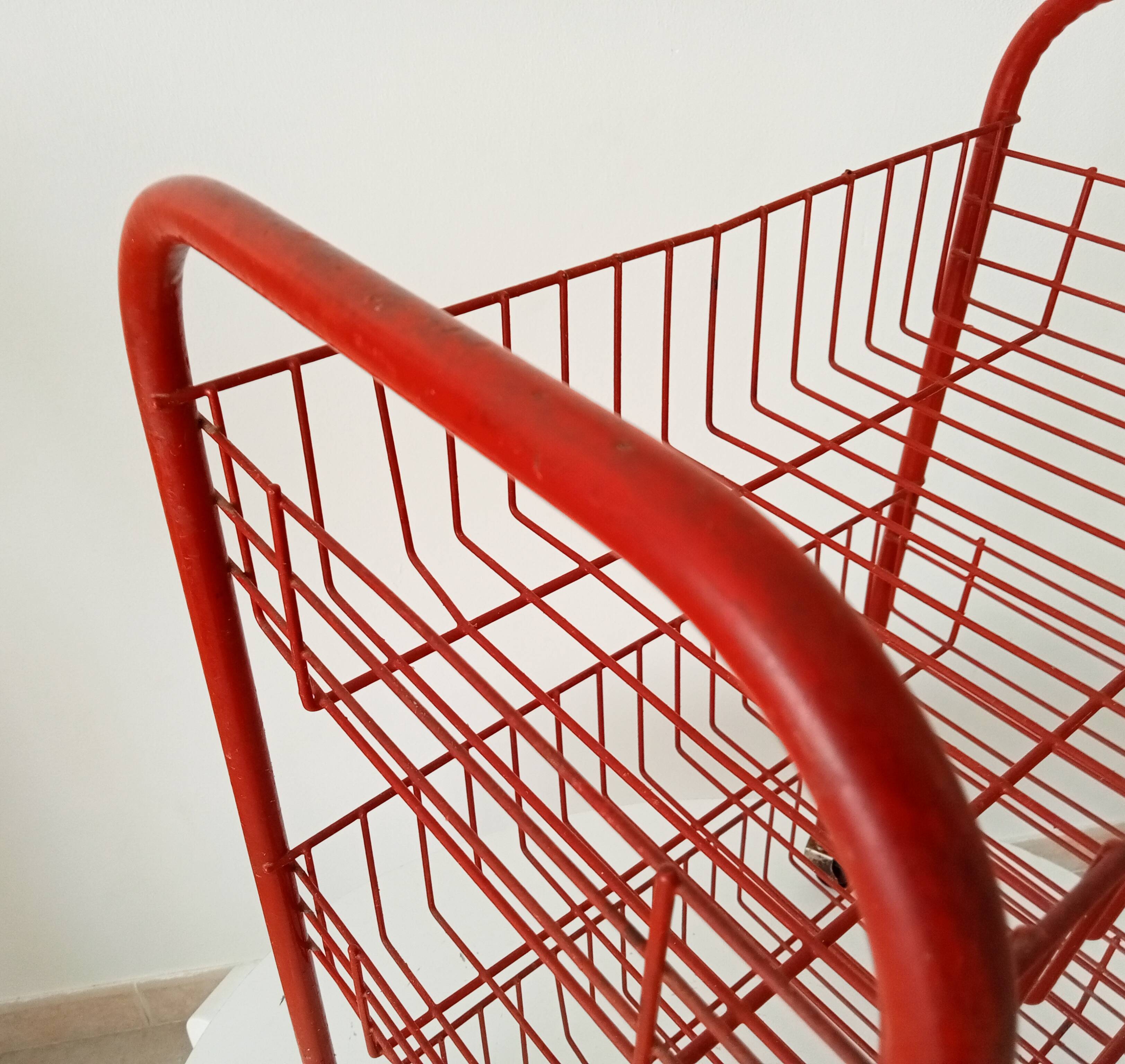 Vintage rolling dessert trolley