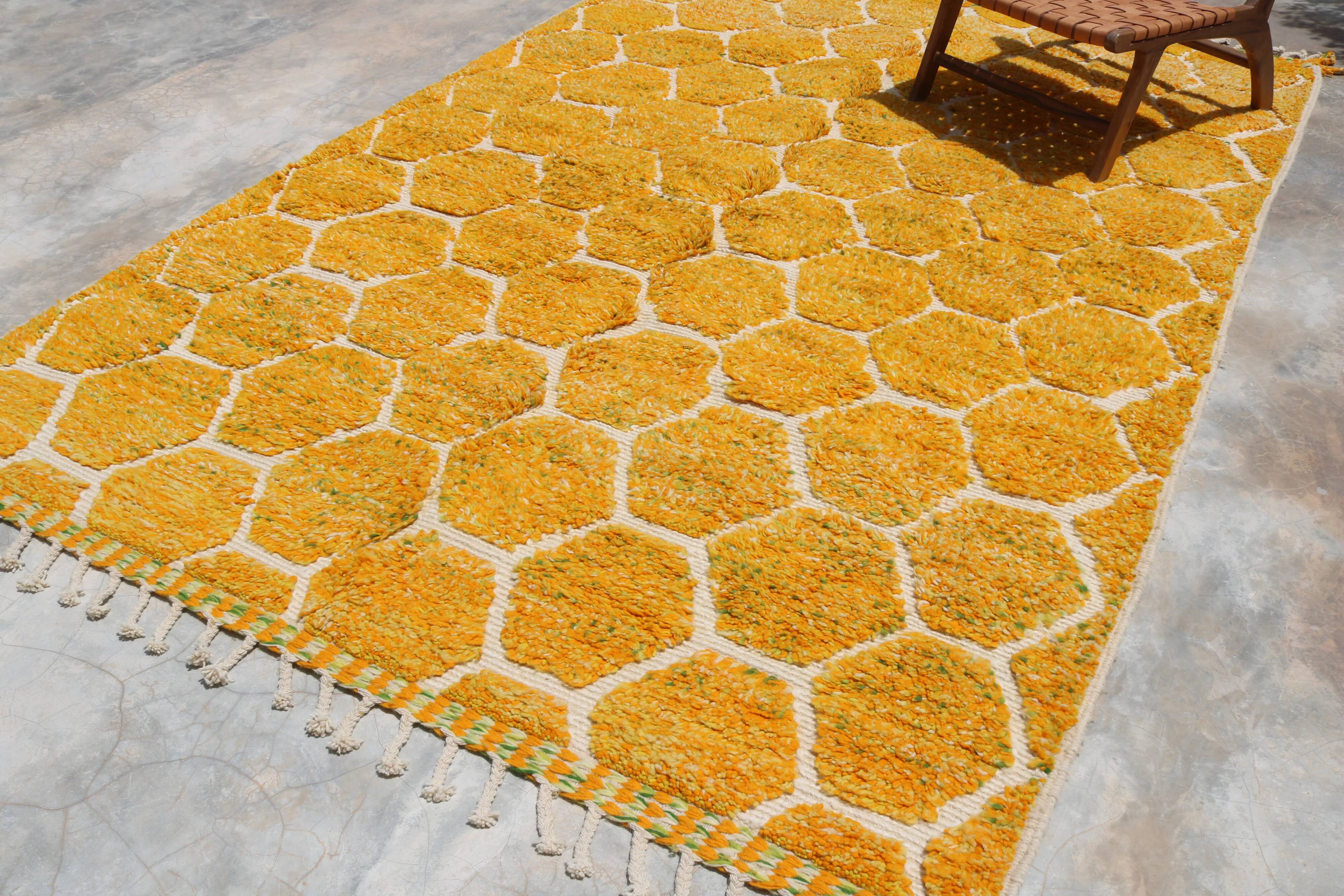 Large handmade colourful rug, 300 x 210 cm - G1021