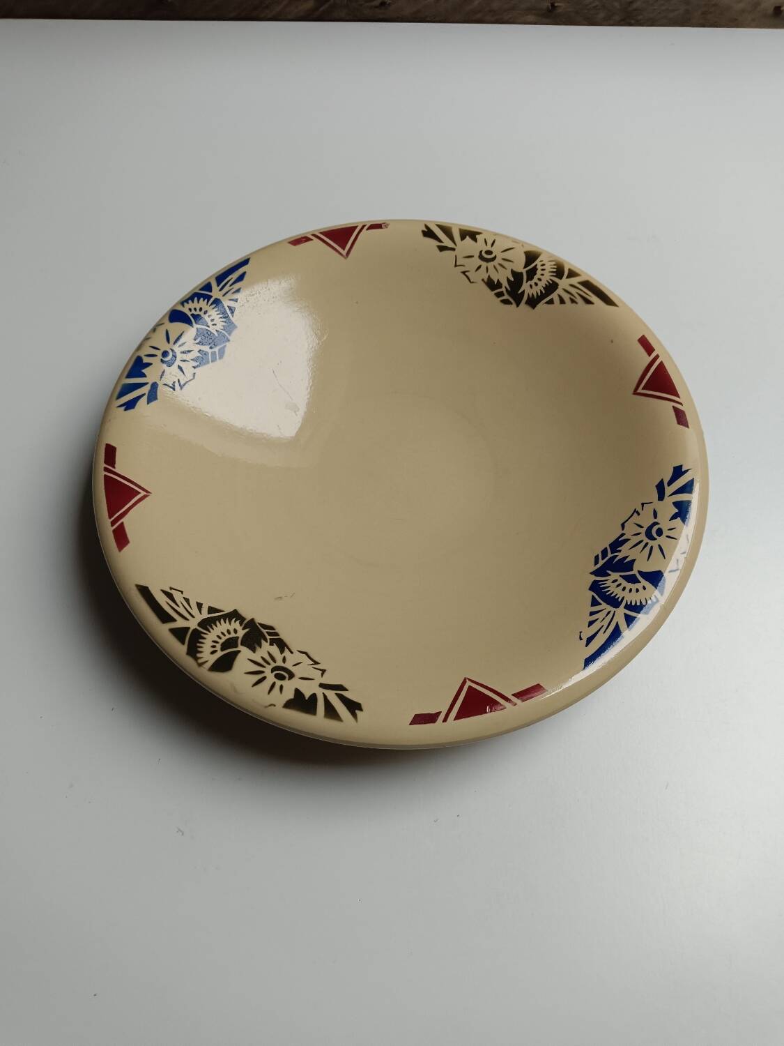 Badonviller art deco beige floral dish