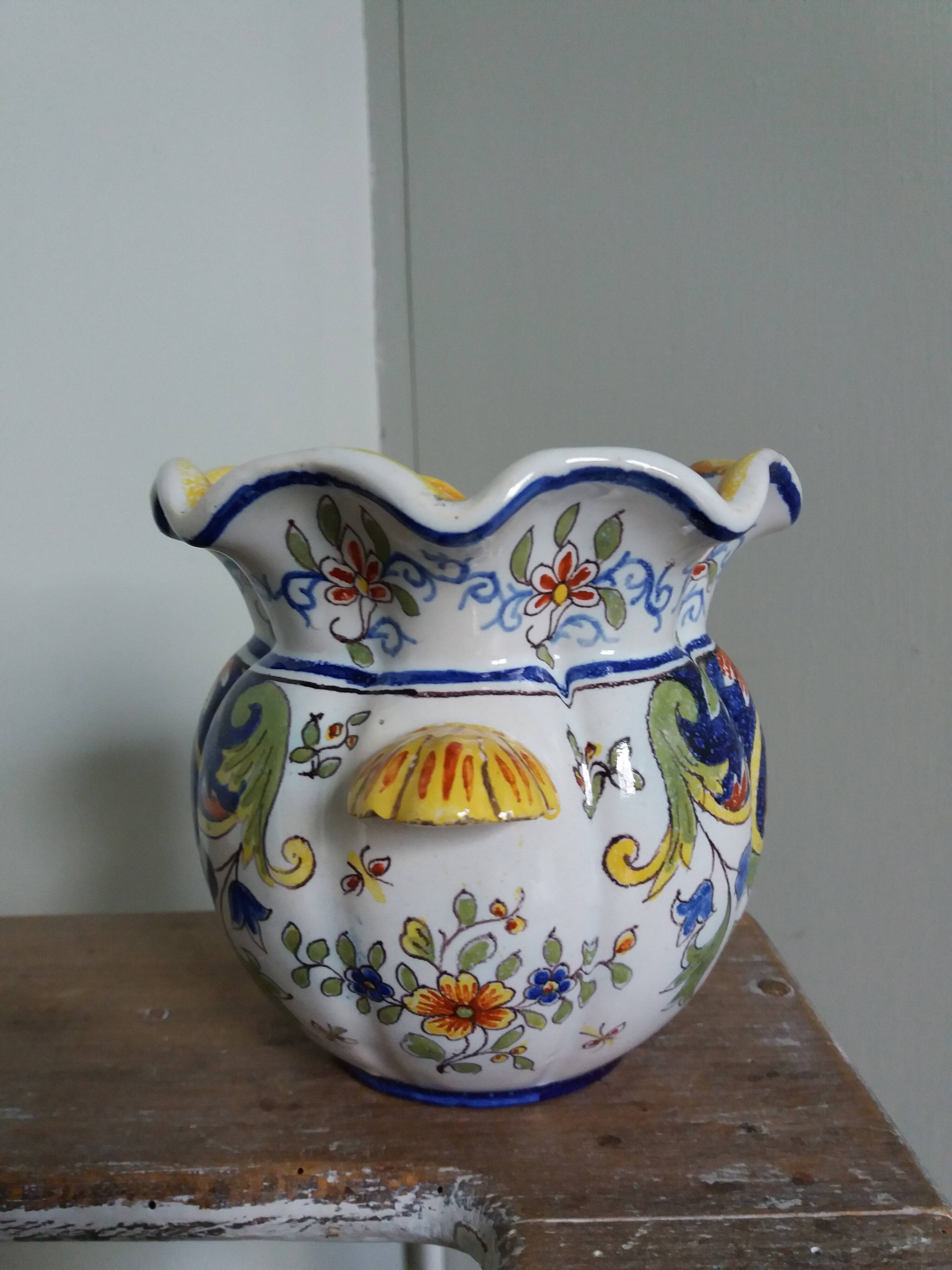 Pot vase Desvres Fourmaintraux Courquin 19th