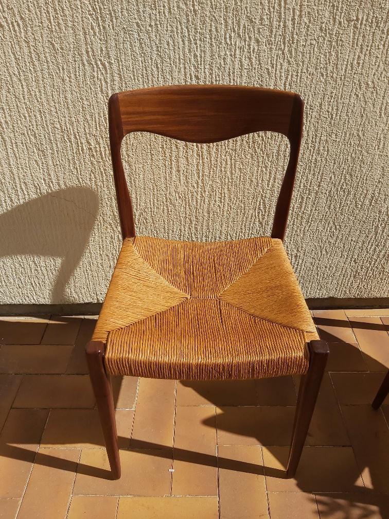 3 Niels Otto Moller chairs in teak and straw 60s