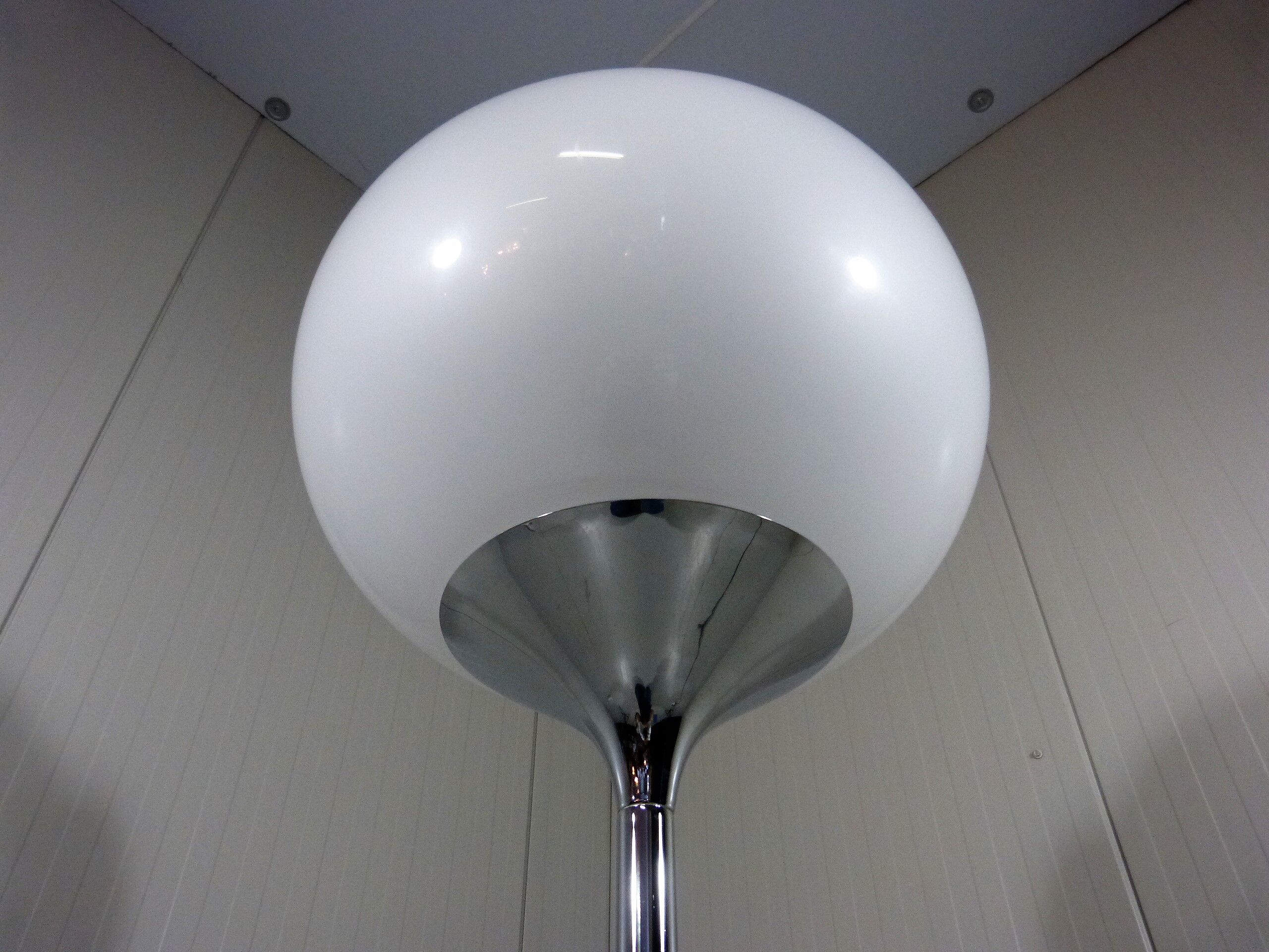 Lampadaire Flash par Guzzini Italie, années 1960