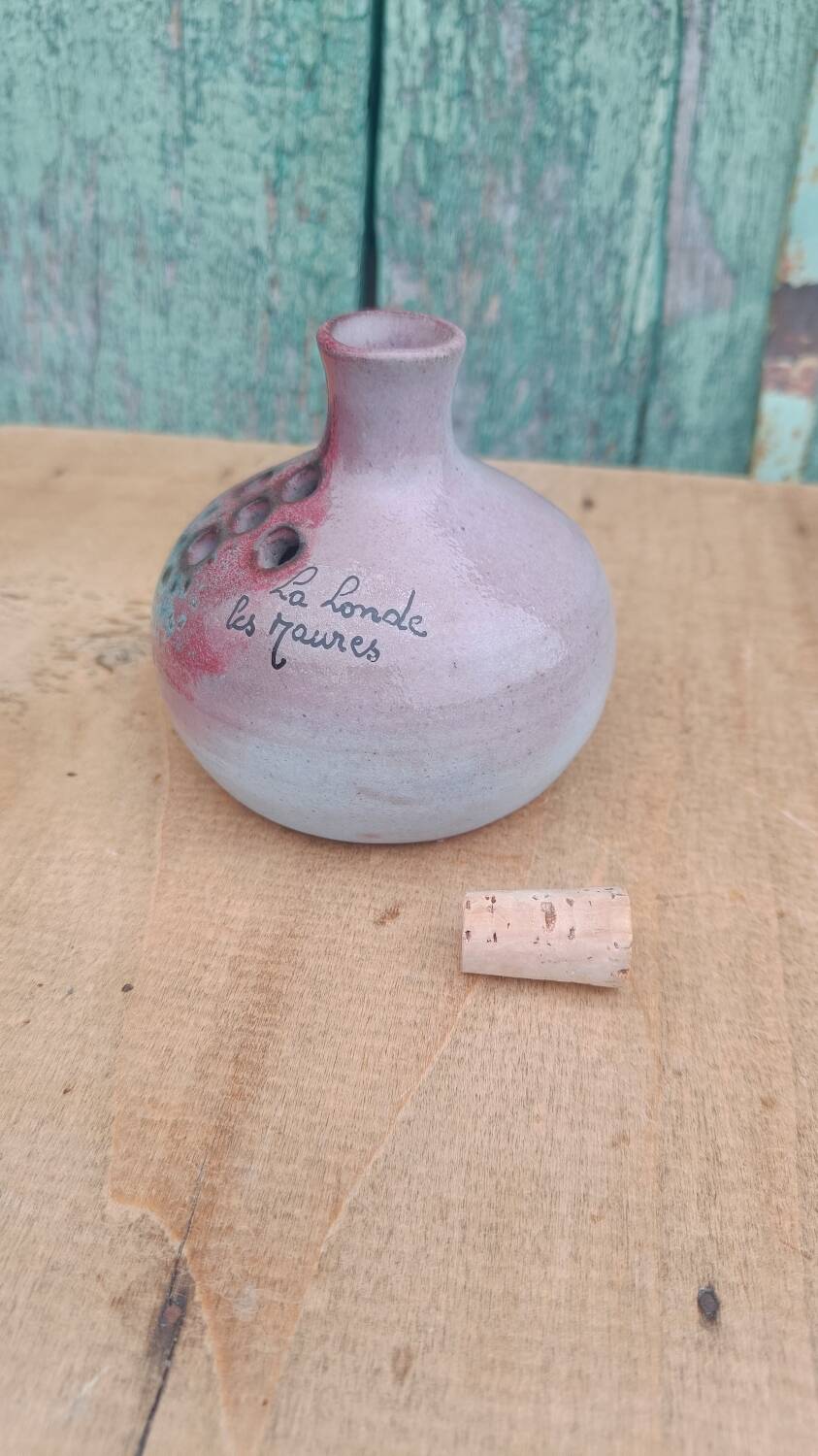 Ceramic flower vase
