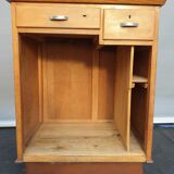 1950's store checkout counter with Bakelite mint