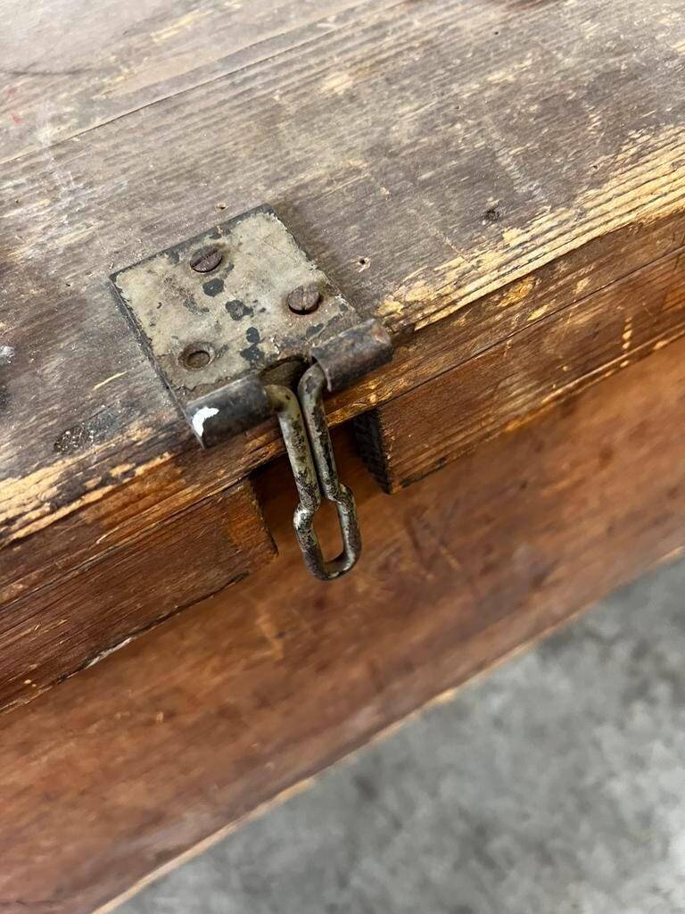 Vintage wooden chest / side table / coffee table