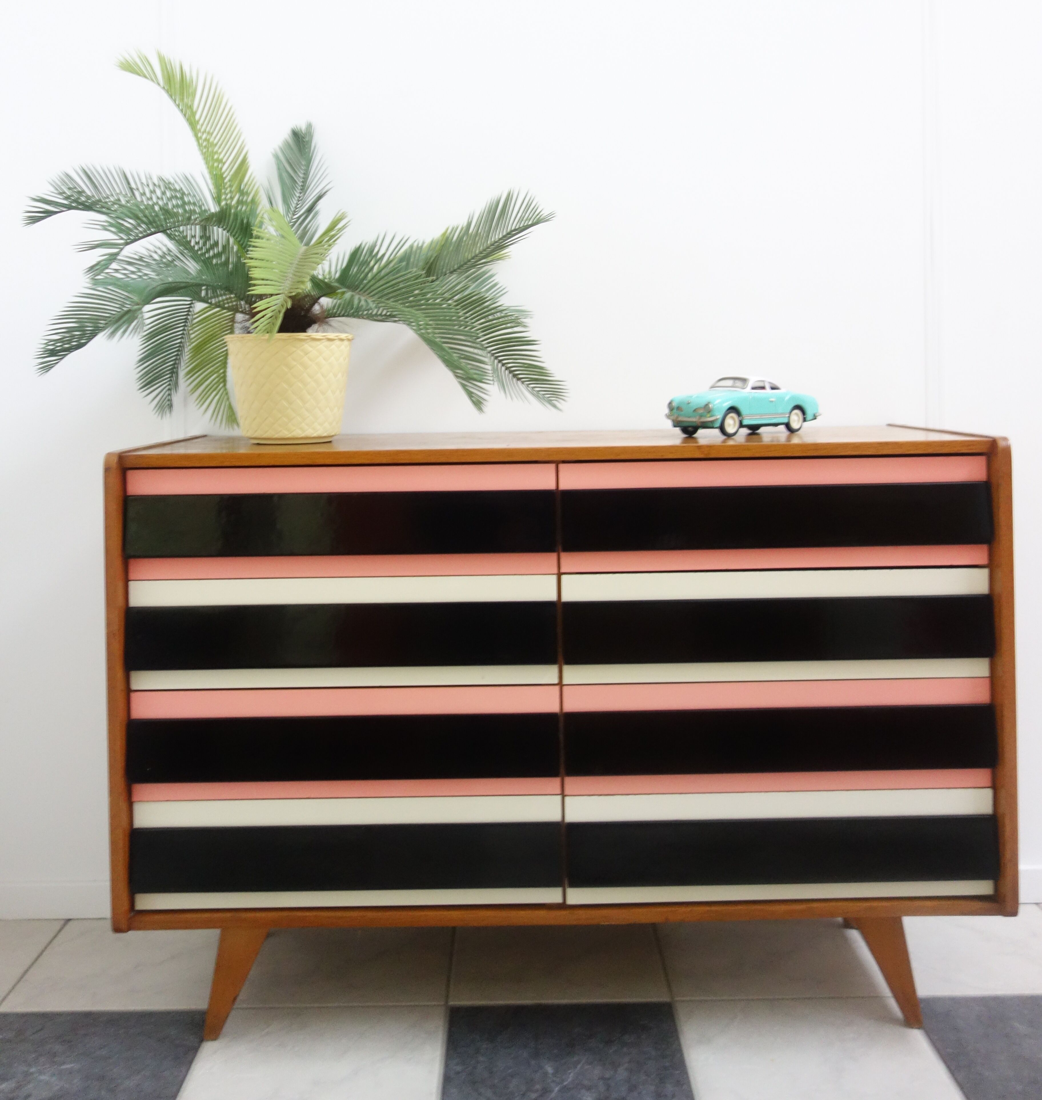 Commode rose Jiri Jiroutek U453 1962