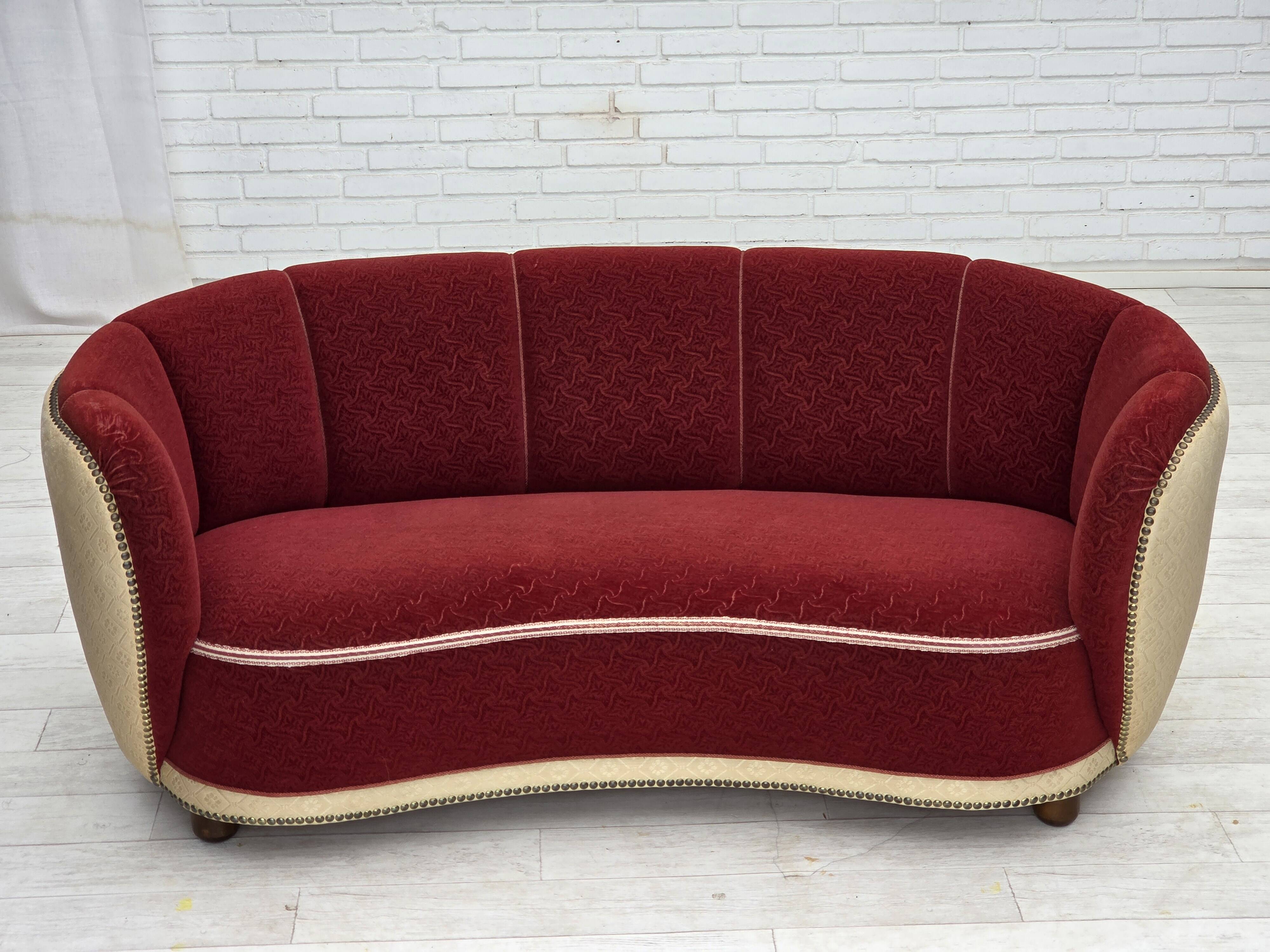 1960s, Danish curved 2-seater sofa, red/beige furniture wool fabric.