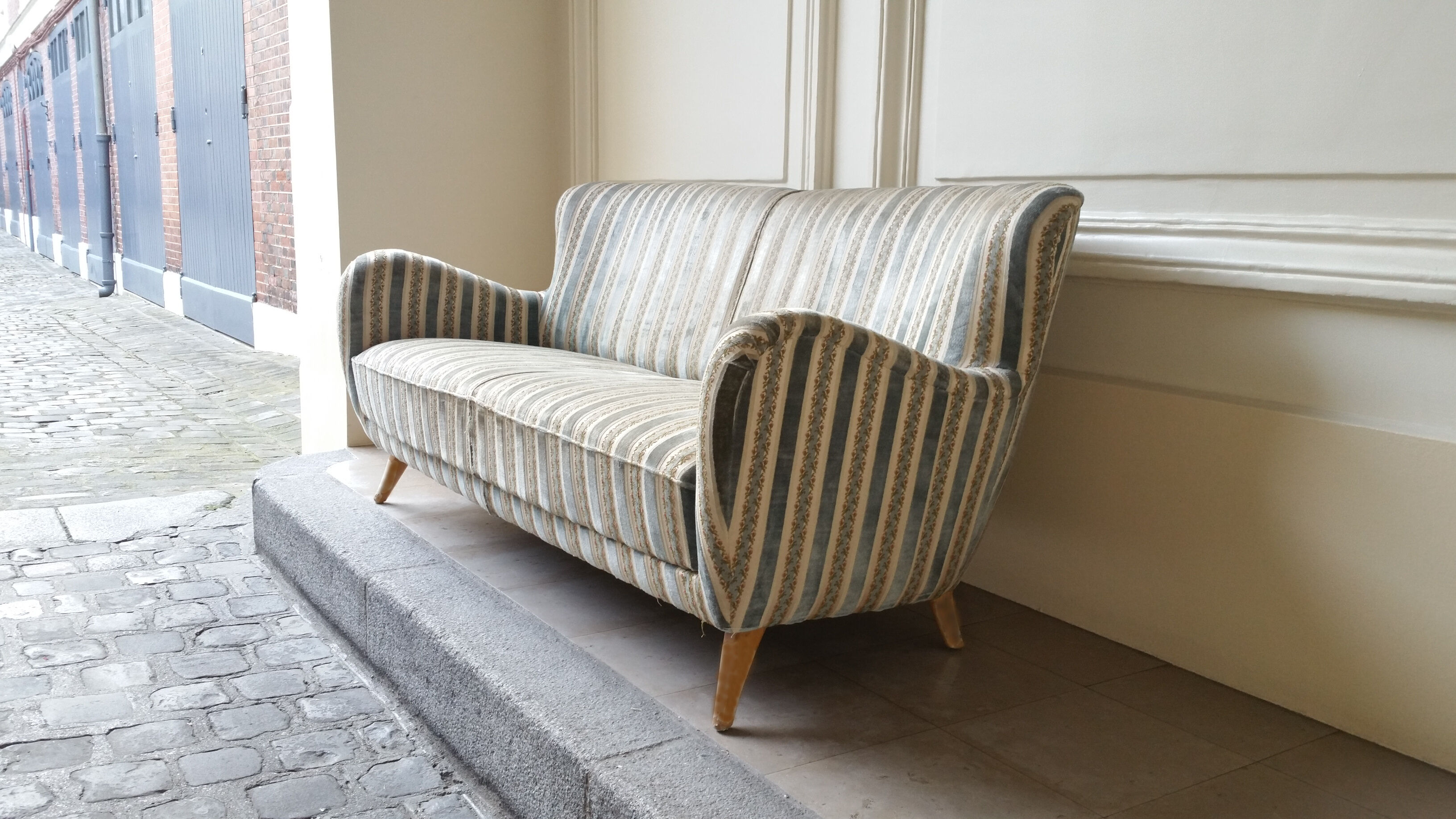 50s 60s Organic sculptural sofa couch