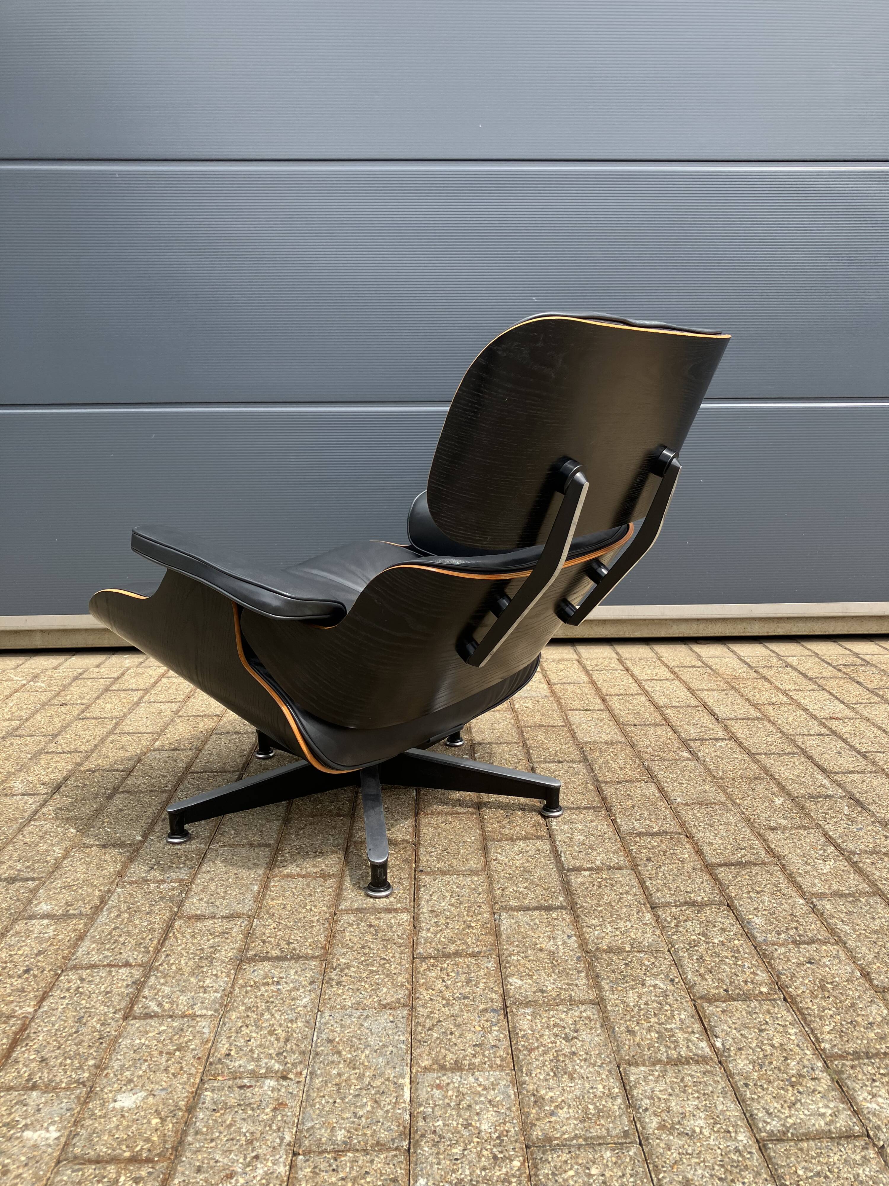 Herman Miller USA Eames Lounge chair 70’s limited edition