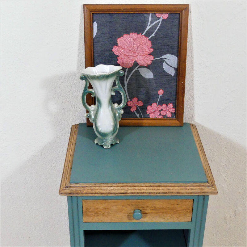 Table de chevet de style art déco