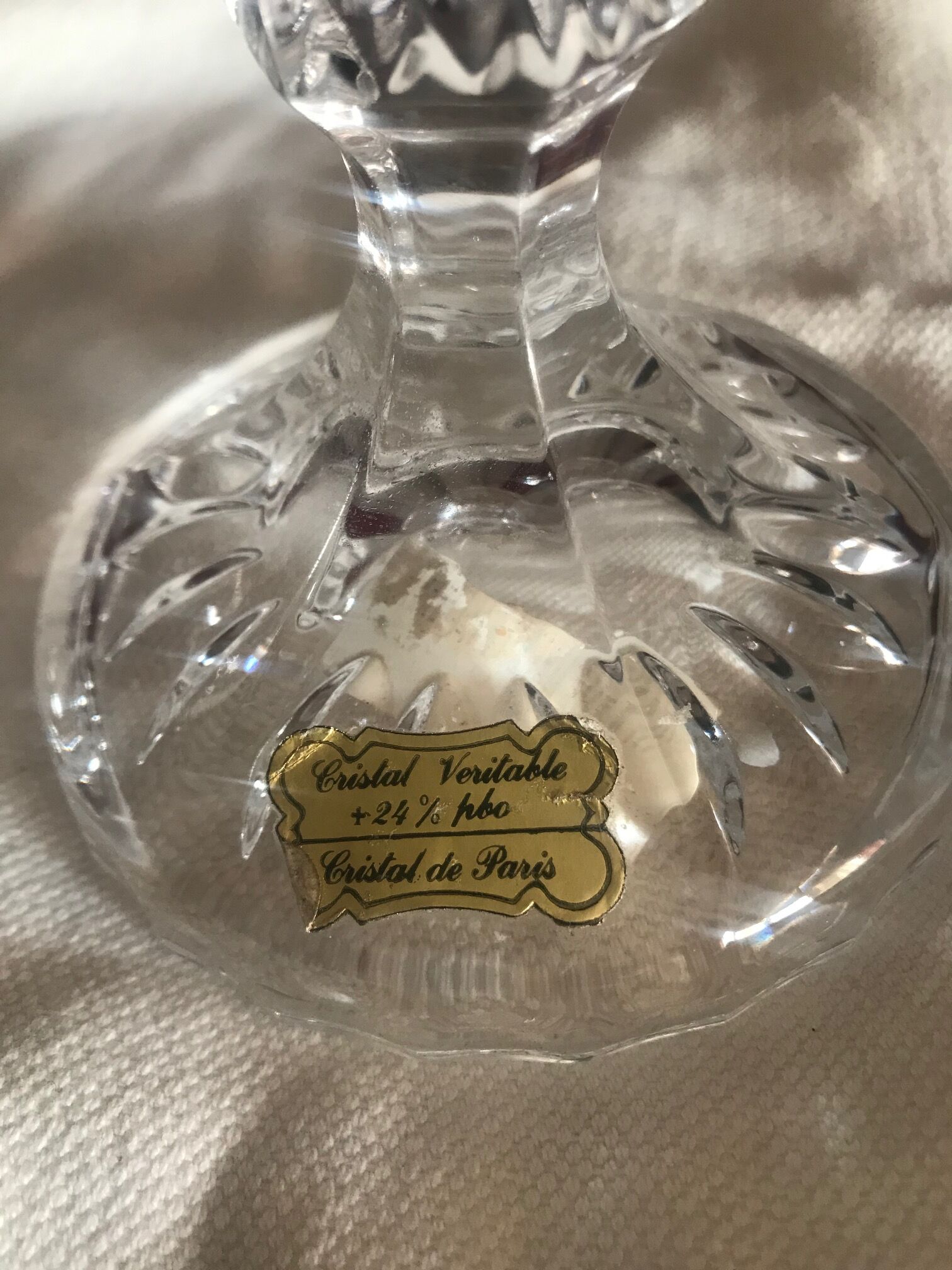 Crystal fruit cut on foot