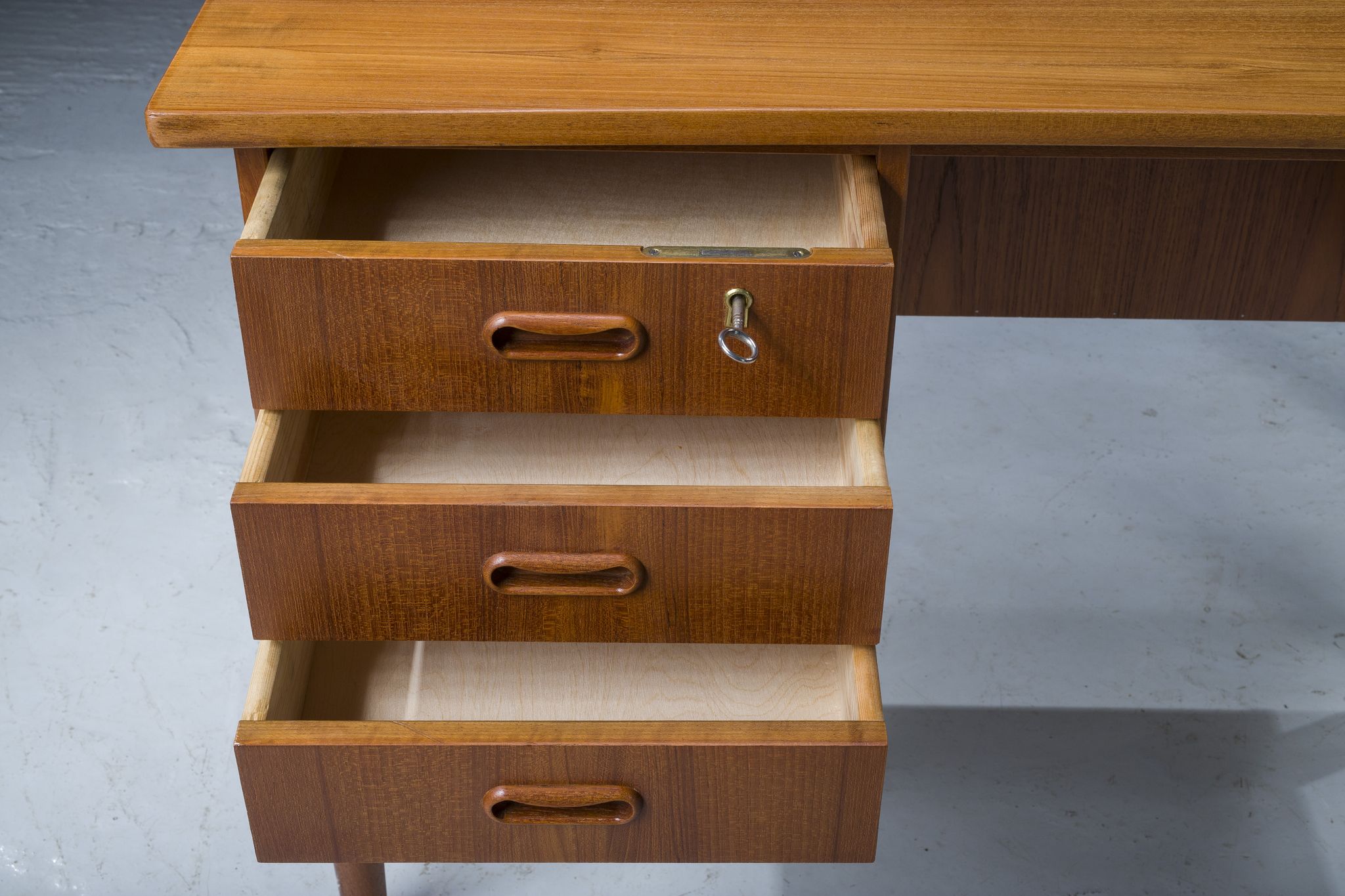 Danish teak desk, 1970s