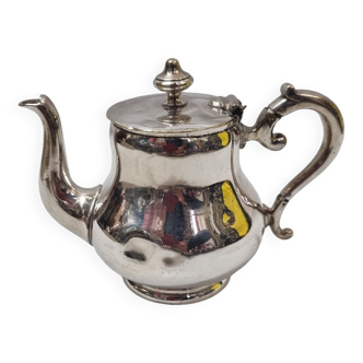 Mid-20th century hotel teapot
