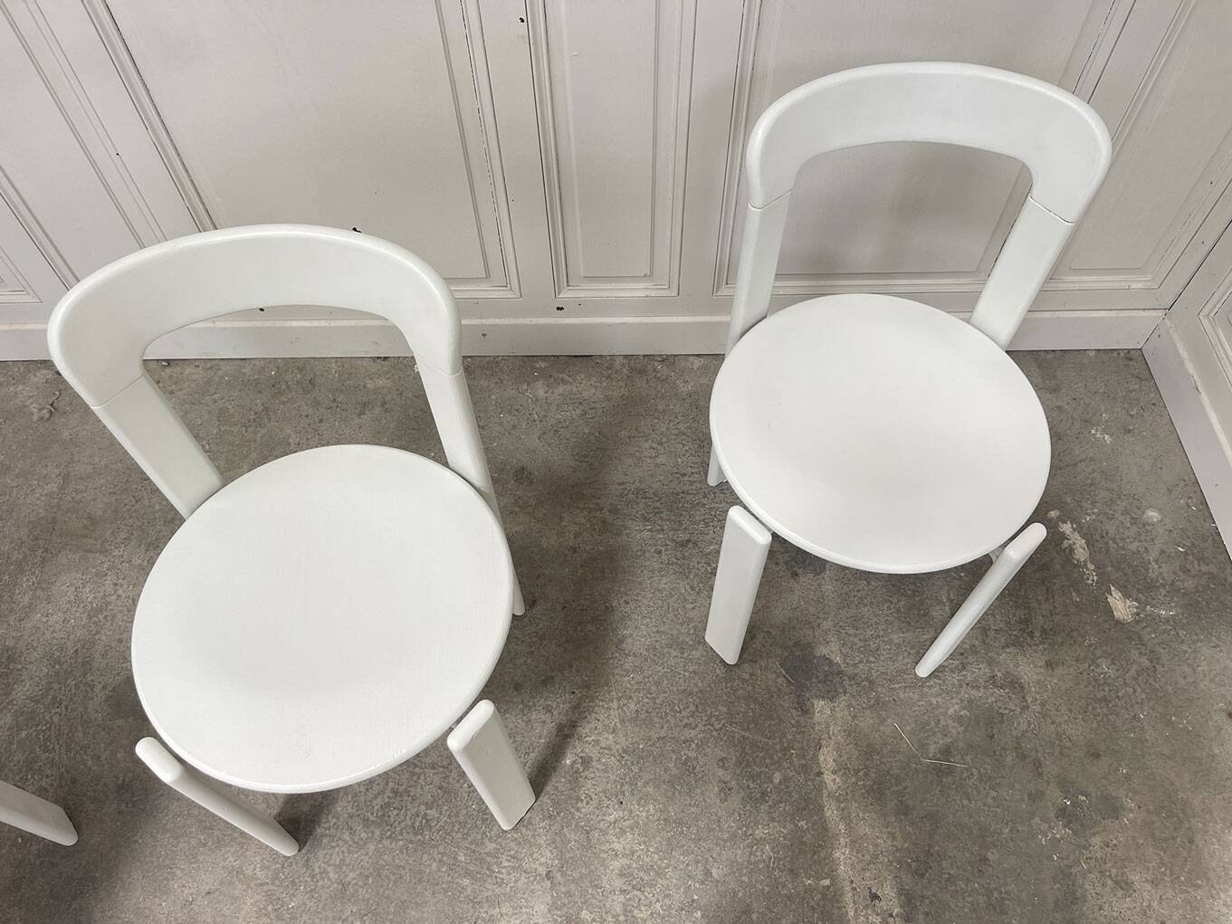 Set of off-white vintage chairs