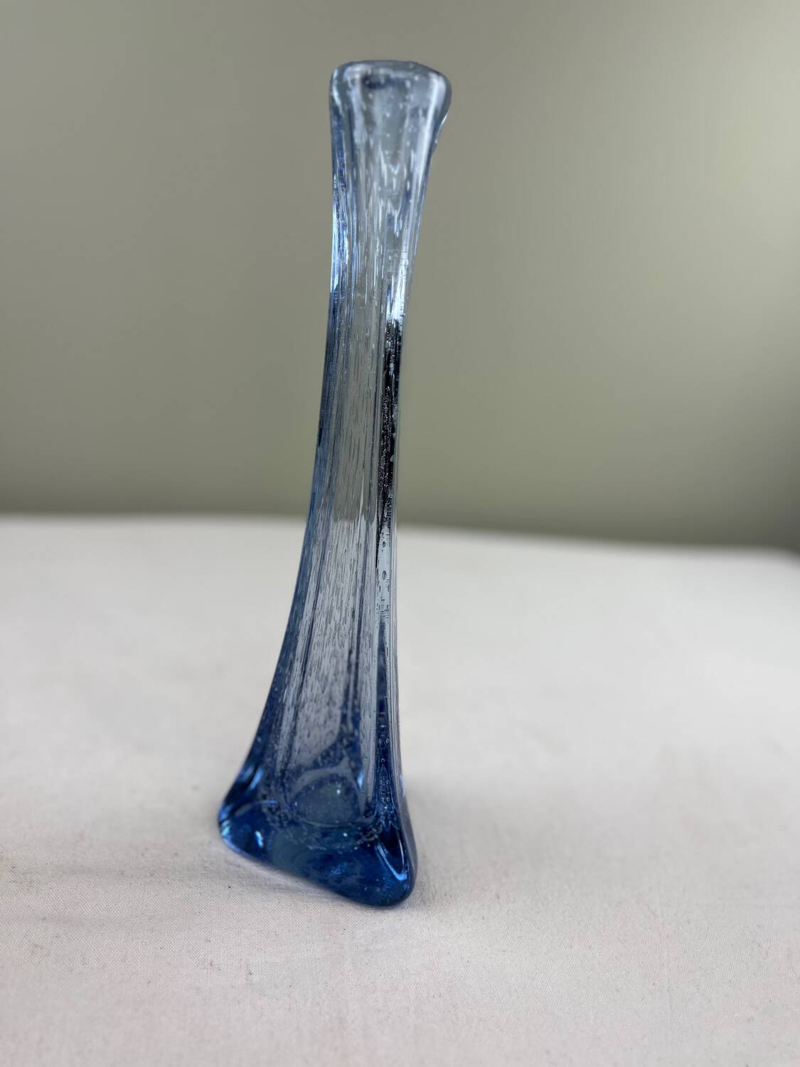 Blue bubble soliflore