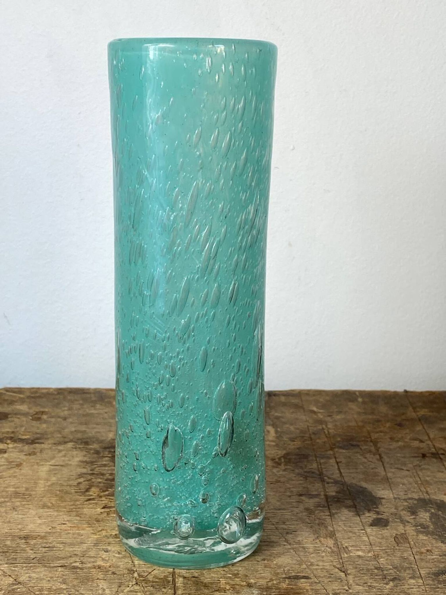 Vase tubulaire en verre bullé
