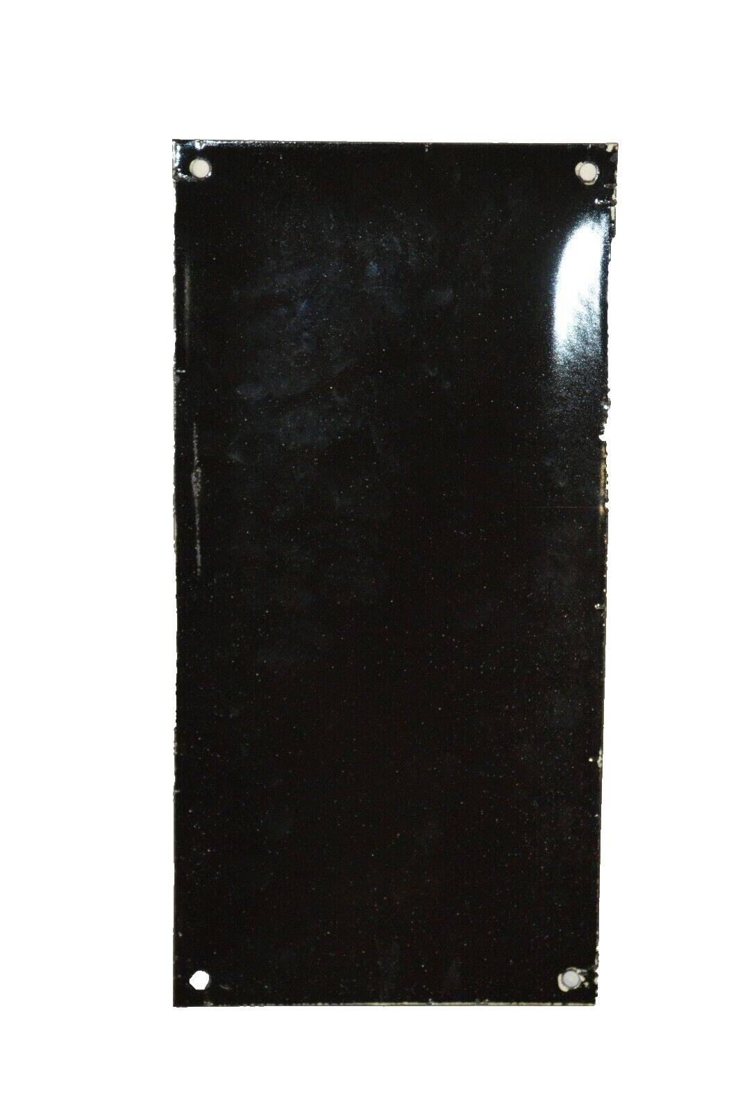 Enameled bathroom plate