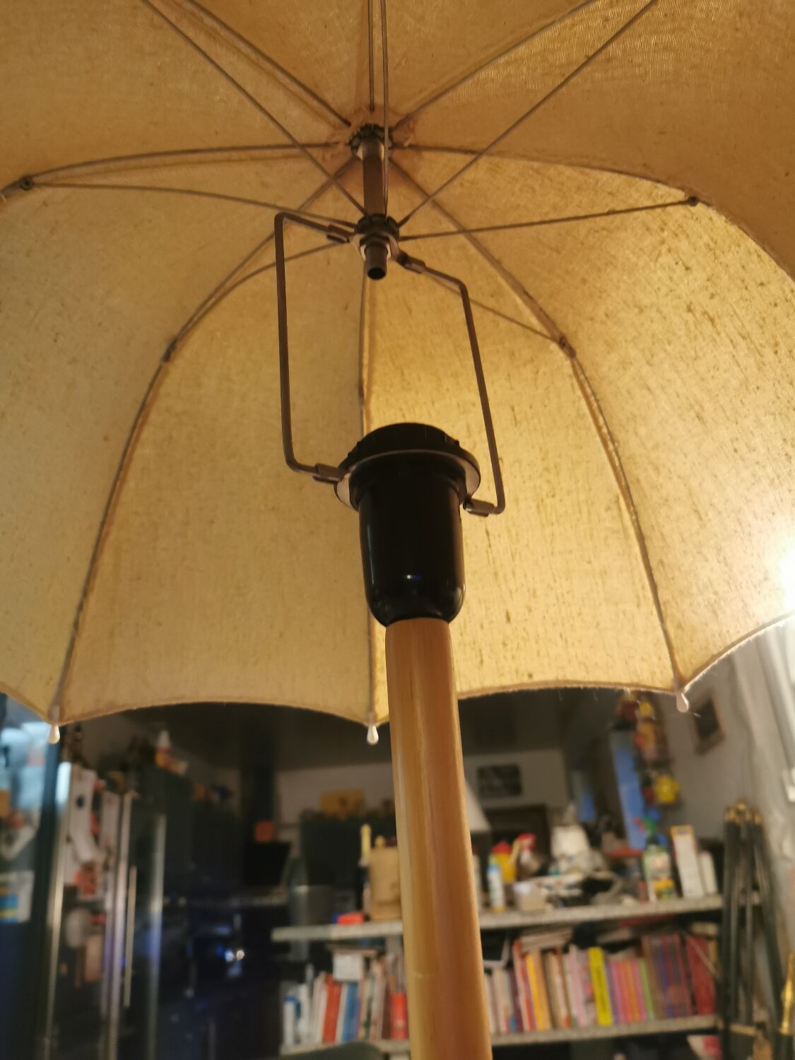 Umbrella lamp