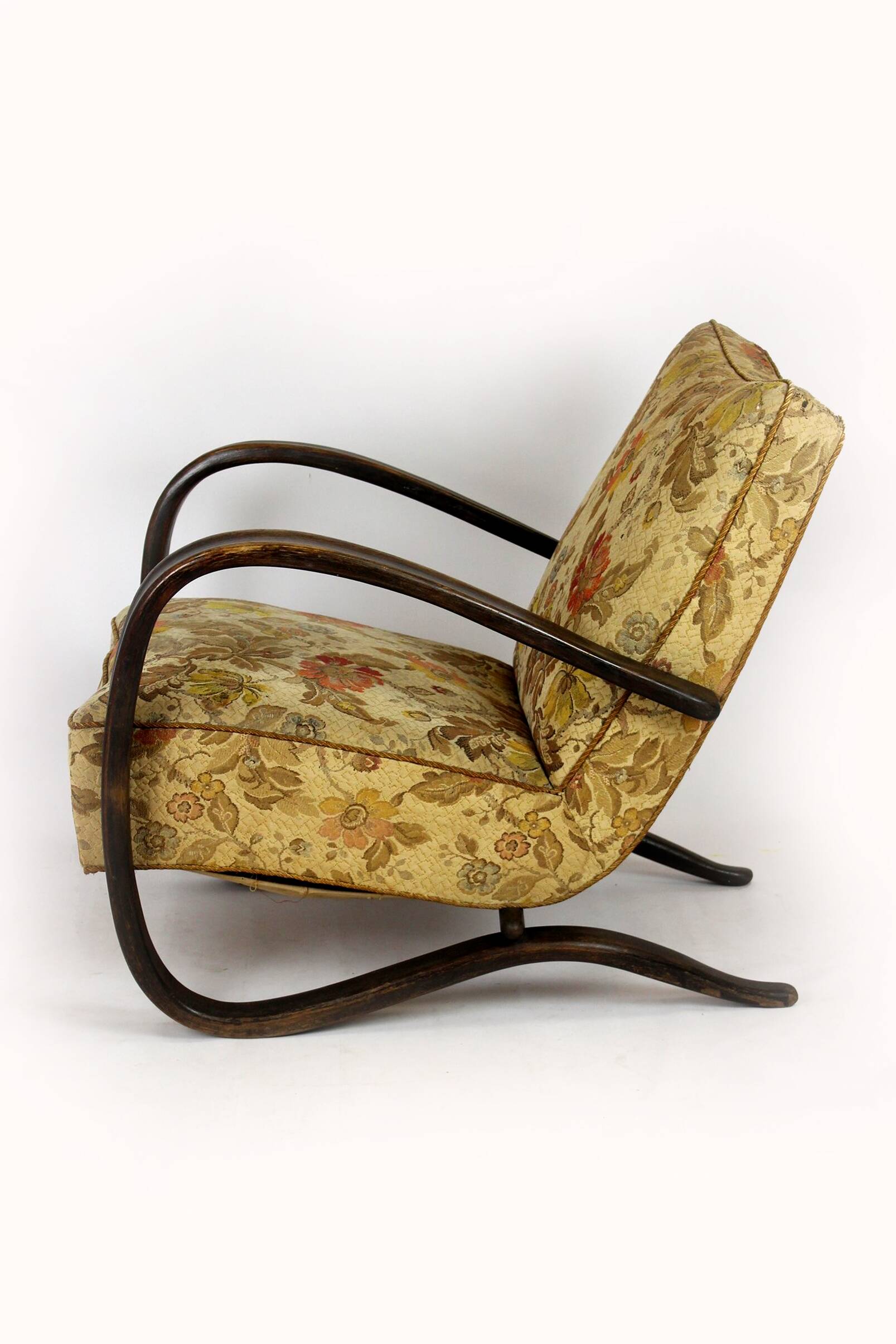 H-269 Lounge Chair by Jindřich Halabala, 1930s
