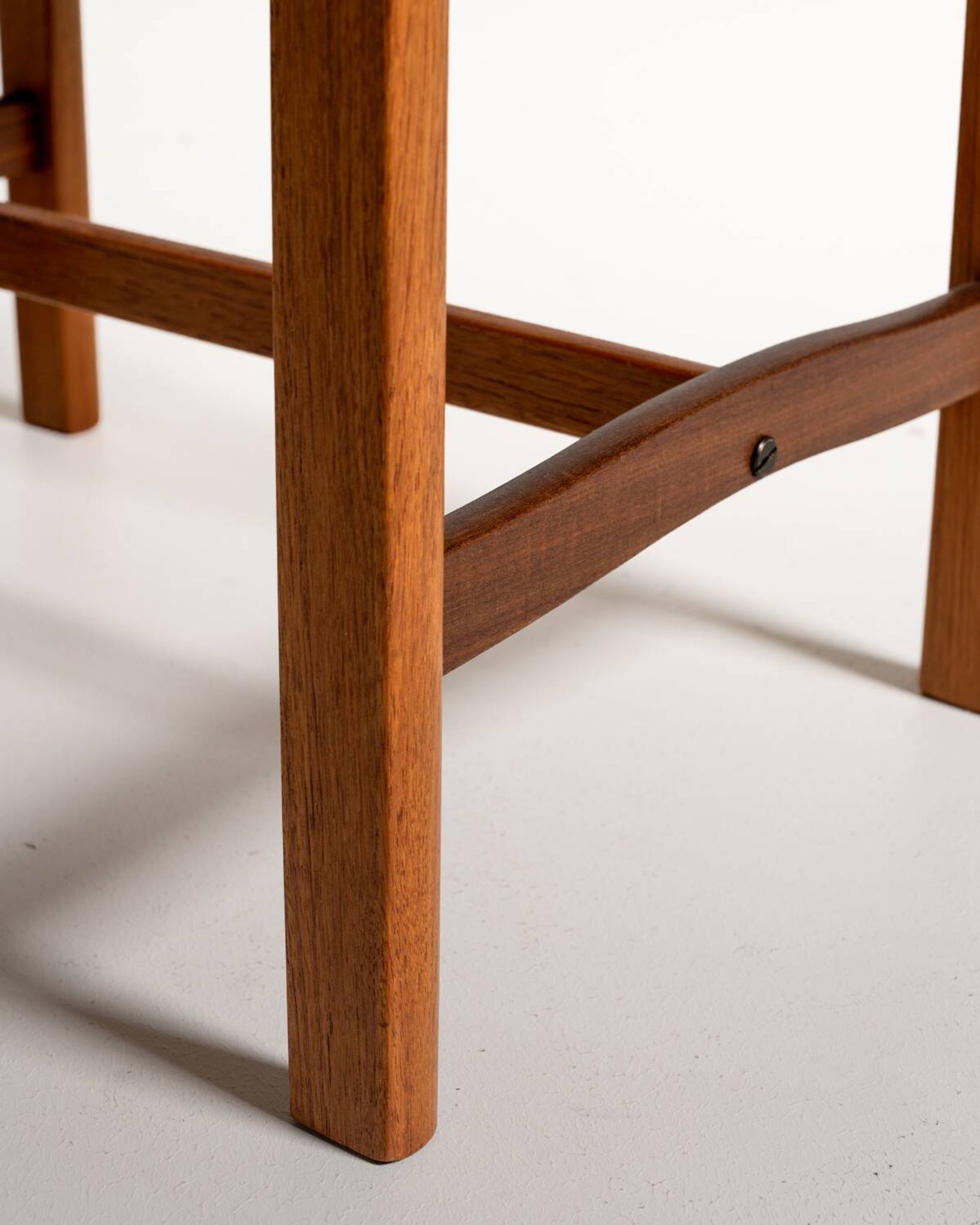 Teak side table produced by Alberts, 1967