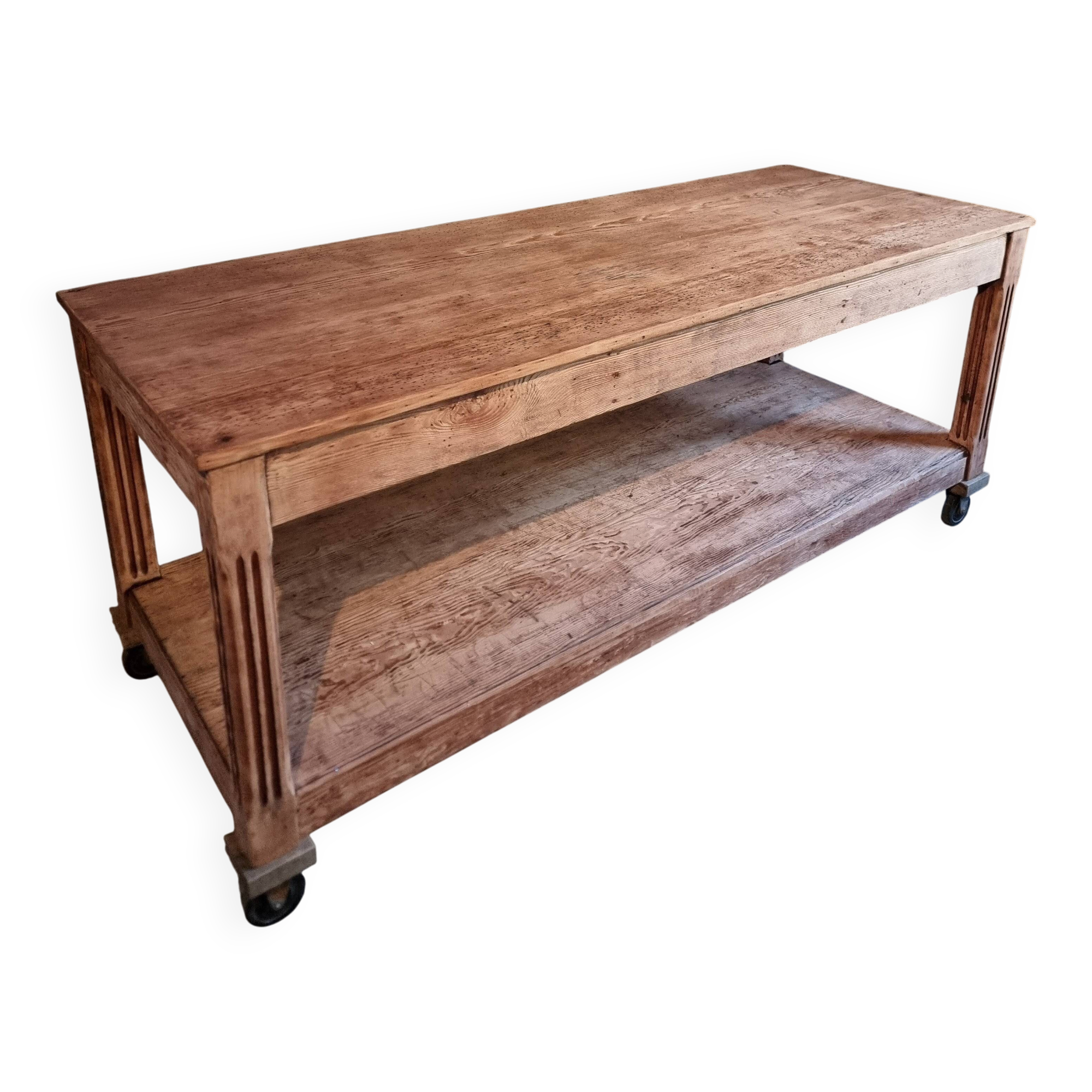 French antique work table in pitch pine – large workshop / draper's table, early 20th century