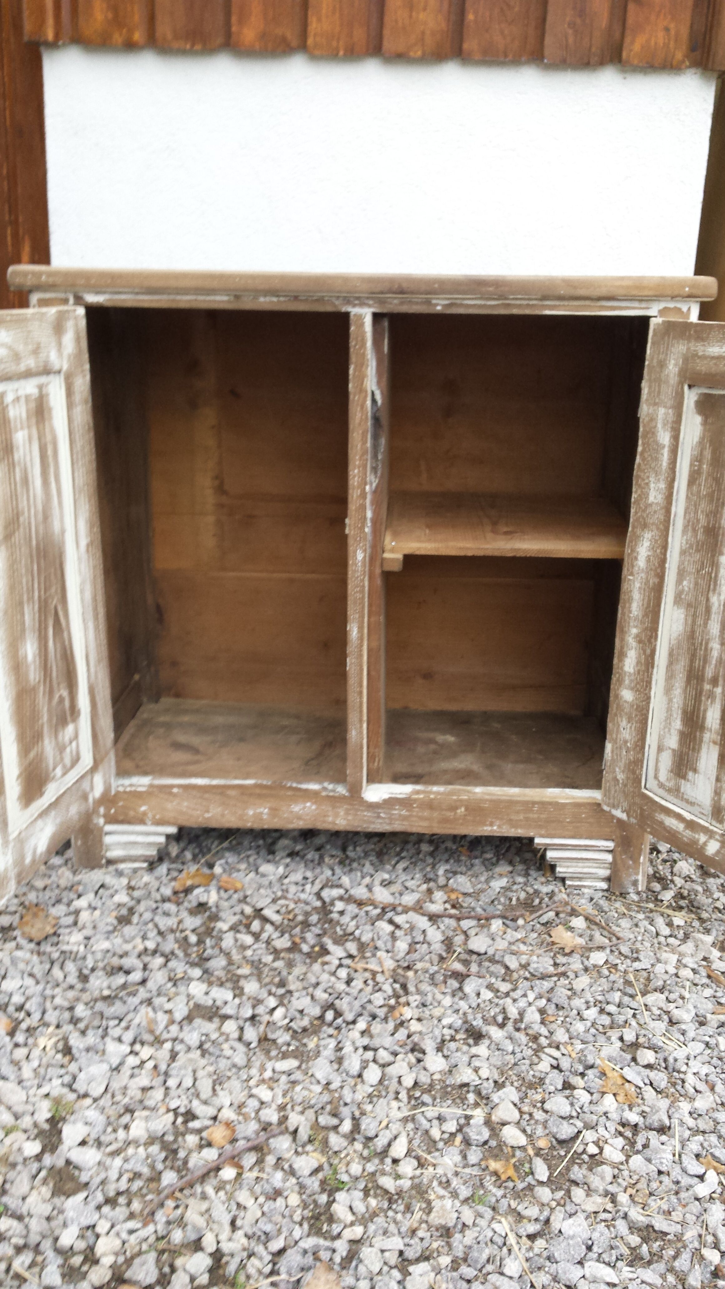 Parisian buffet sanded